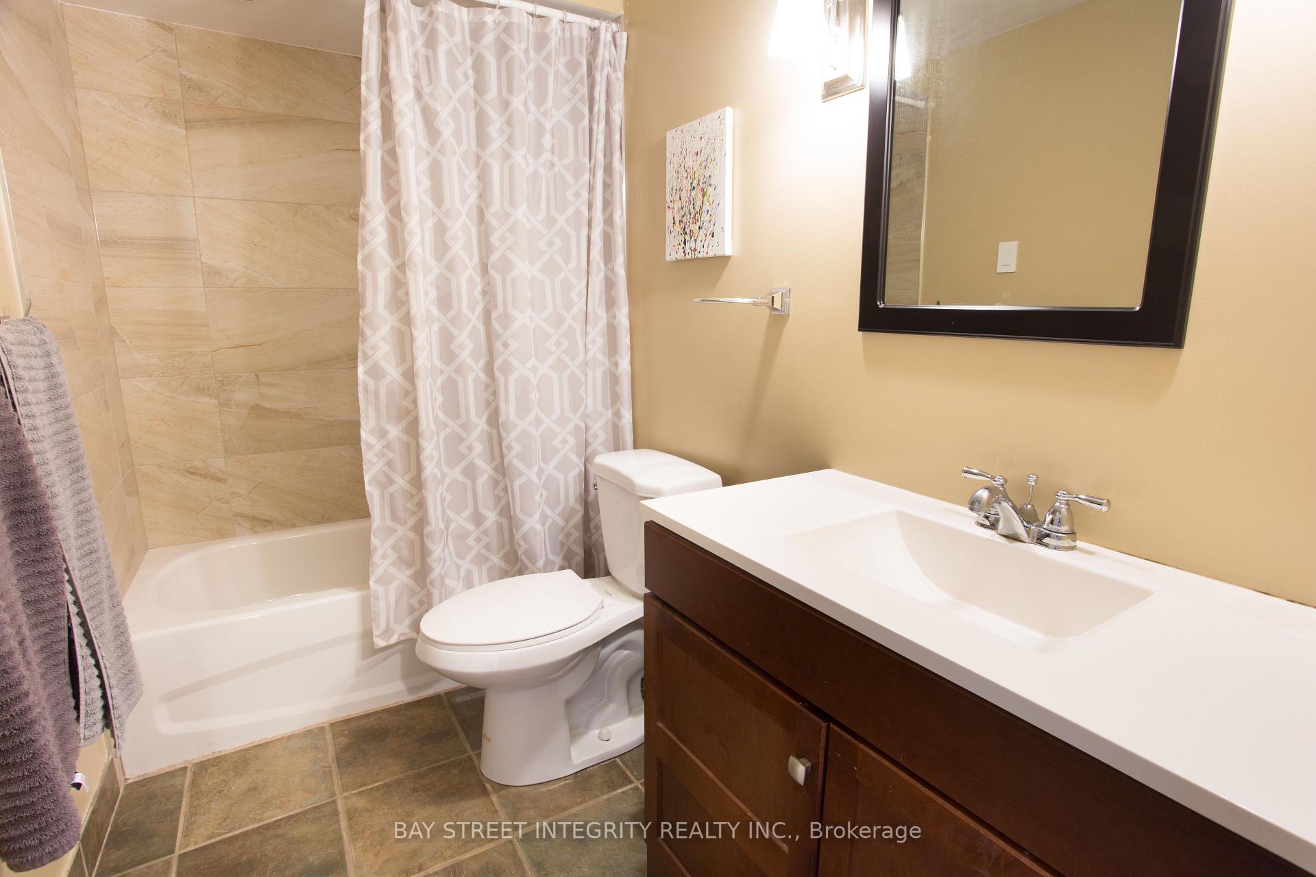 Photo 9 of 103 Rose Branch Drive, Richmond Hill, Devonsleigh — HOMEH