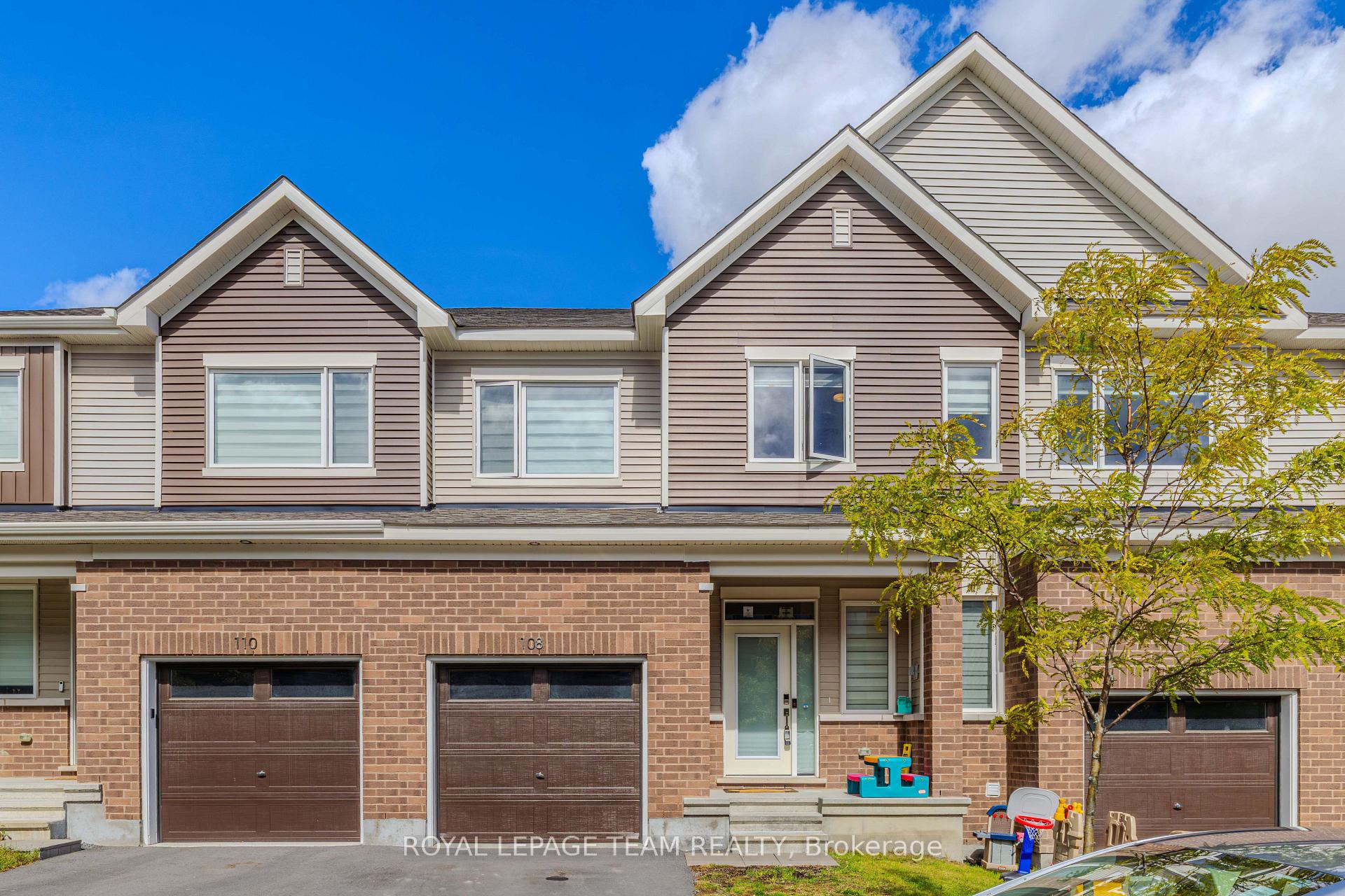 Photo 2 of 108 Beebalm Crescent, Ottawa, Barrhaven - Half Moon Bay — HOMEH