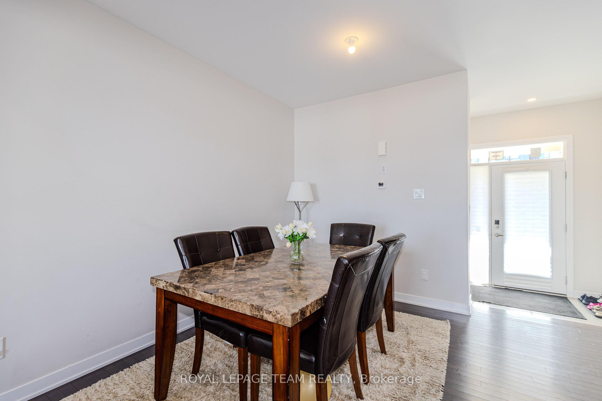 Photo 7 of 108 Beebalm Crescent, Ottawa, Barrhaven - Half Moon Bay — HOMEH
