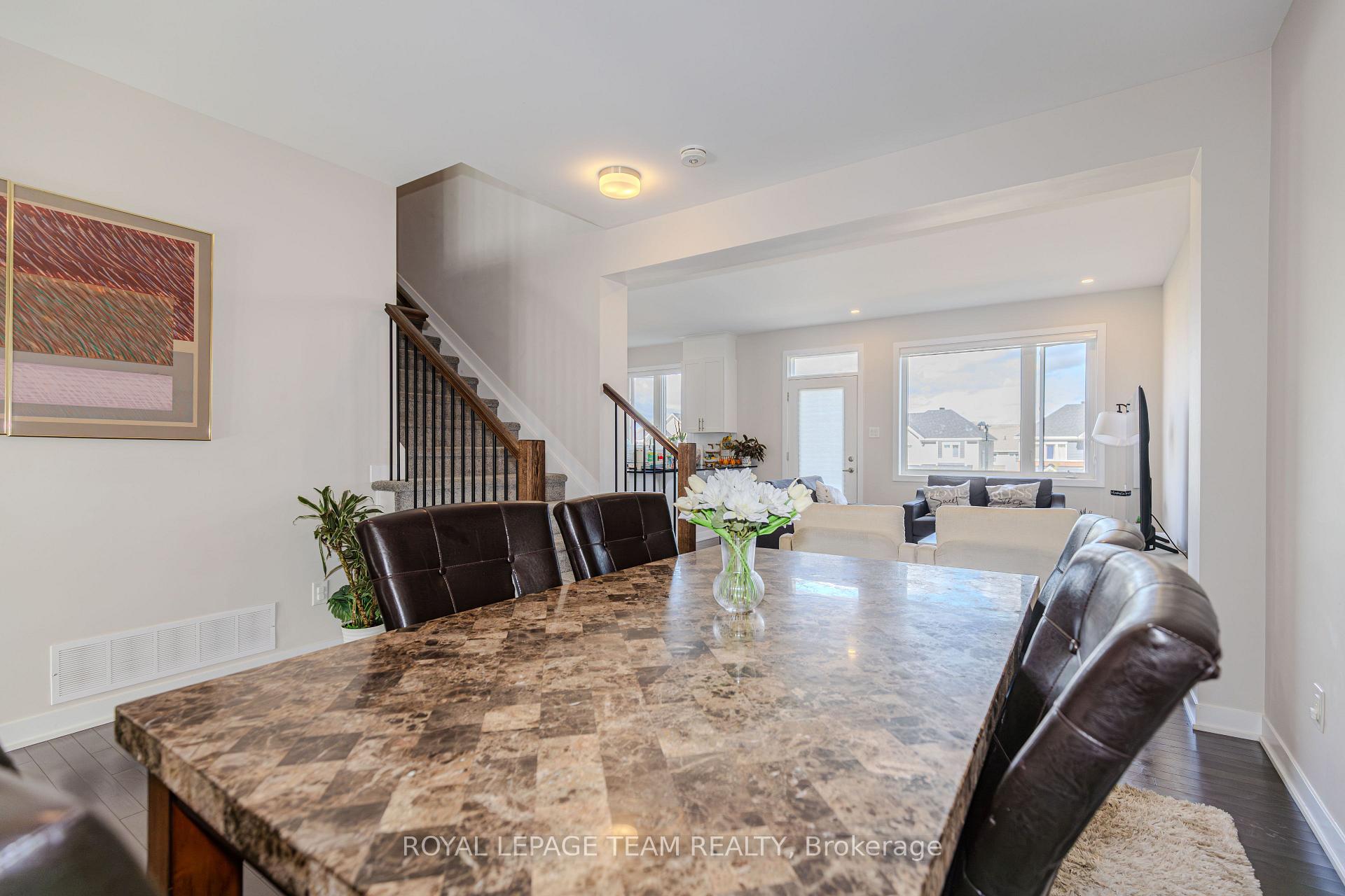 Photo 8 of 108 Beebalm Crescent, Ottawa, Barrhaven - Half Moon Bay — HOMEH