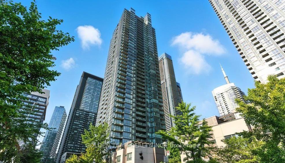 Front of Unit 315, 15 Fort York Boulevard