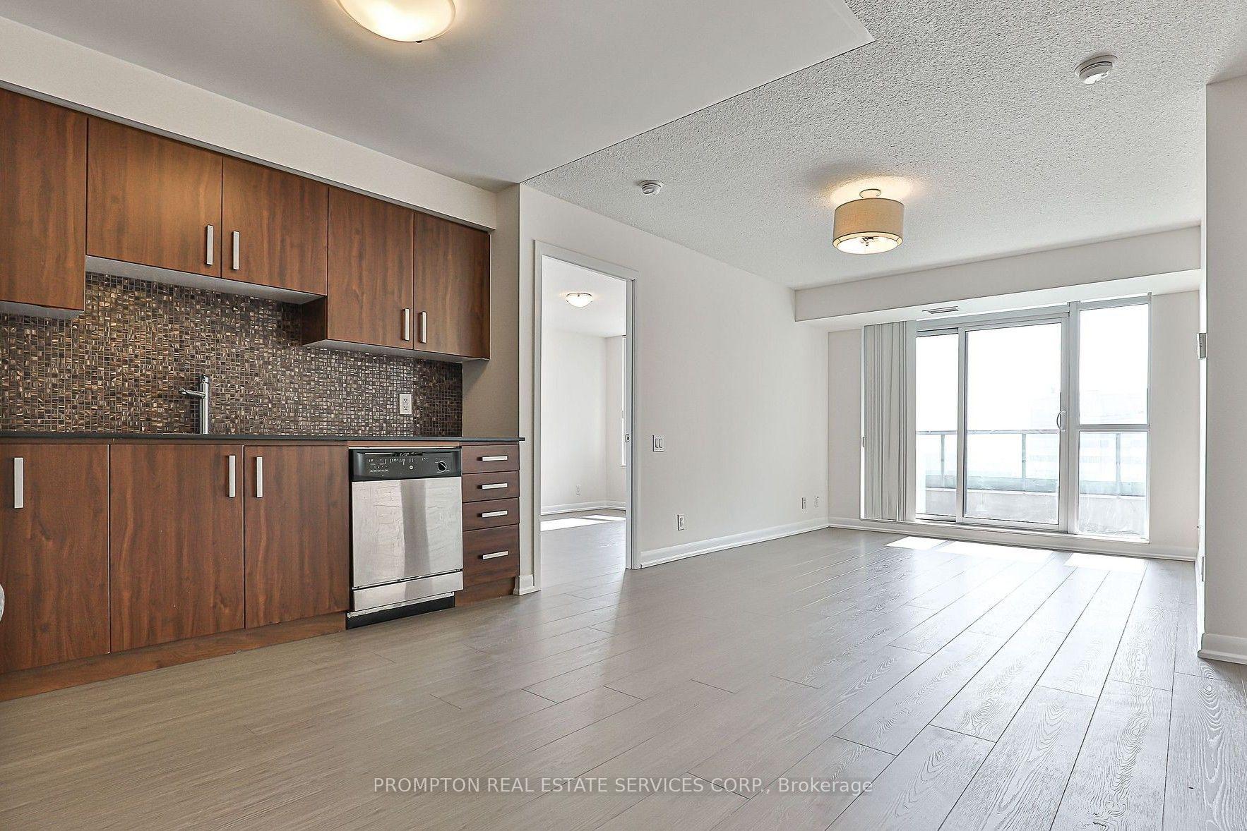 Photo 3 of Unit 2302, 17 Anndale Drive, North York, Willowdale East — HOMEH