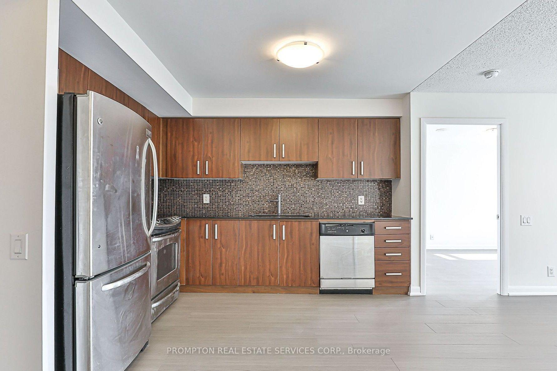 Photo 4 of Unit 2302, 17 Anndale Drive, North York, Willowdale East — HOMEH