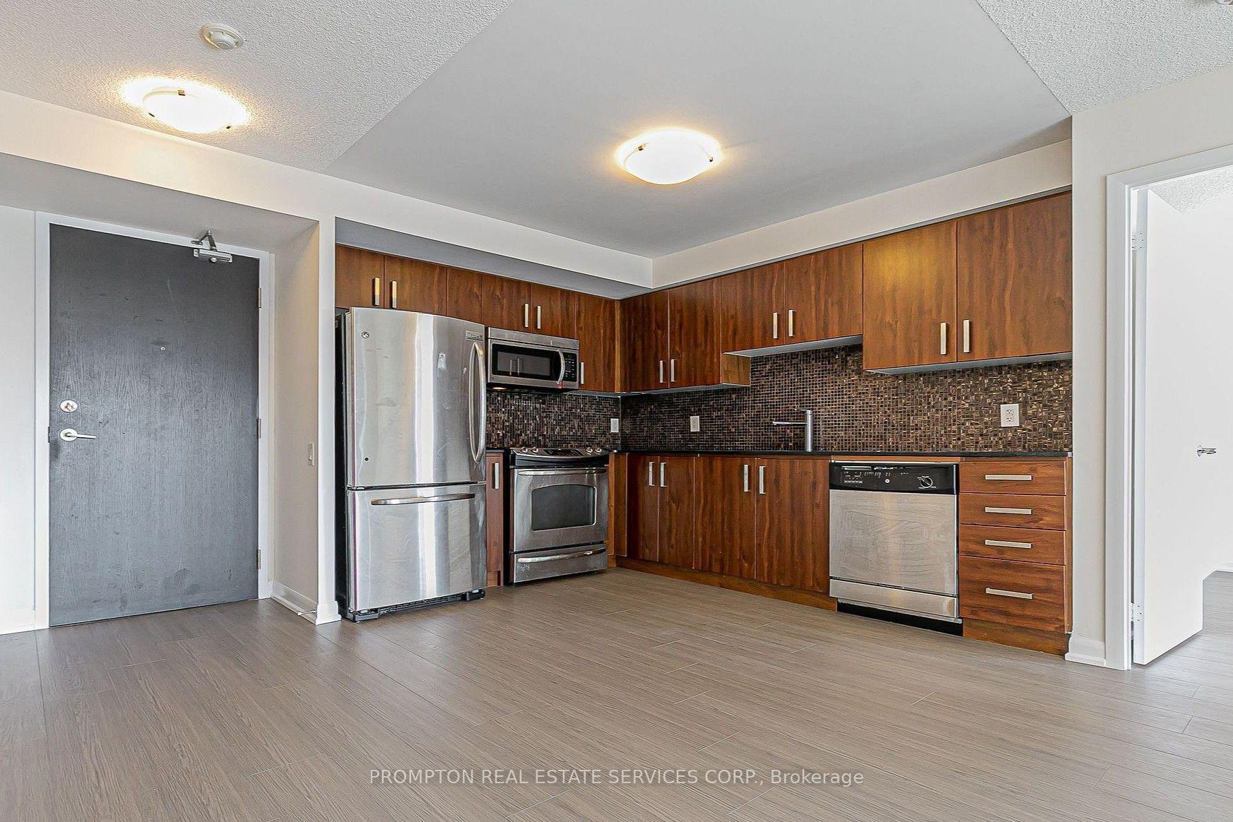 Photo 5 of Unit 2302, 17 Anndale Drive, North York, Willowdale East — HOMEH