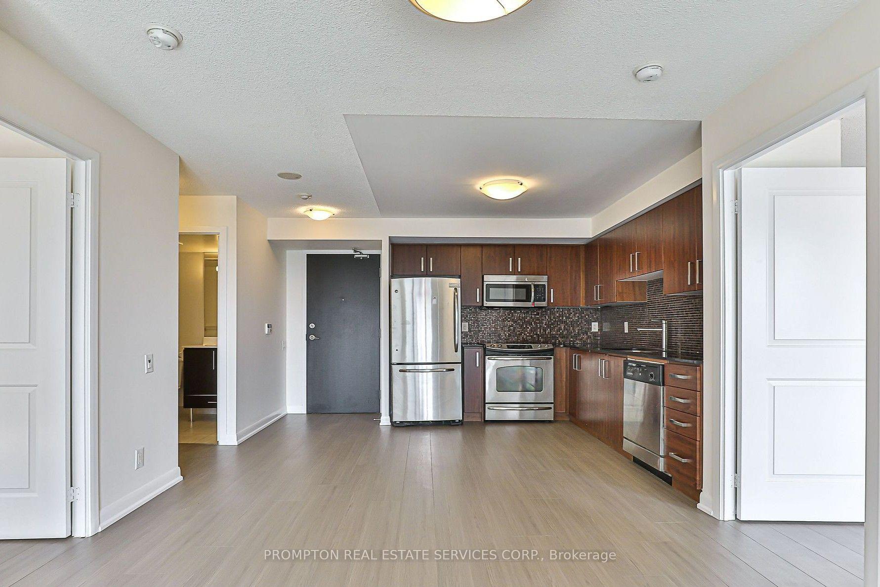 Photo 6 of Unit 2302, 17 Anndale Drive, North York, Willowdale East — HOMEH