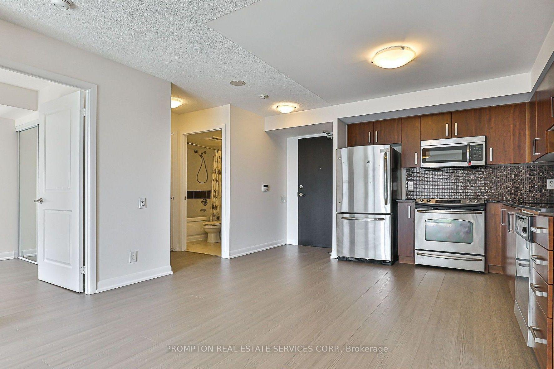 Photo 7 of Unit 2302, 17 Anndale Drive, North York, Willowdale East — HOMEH