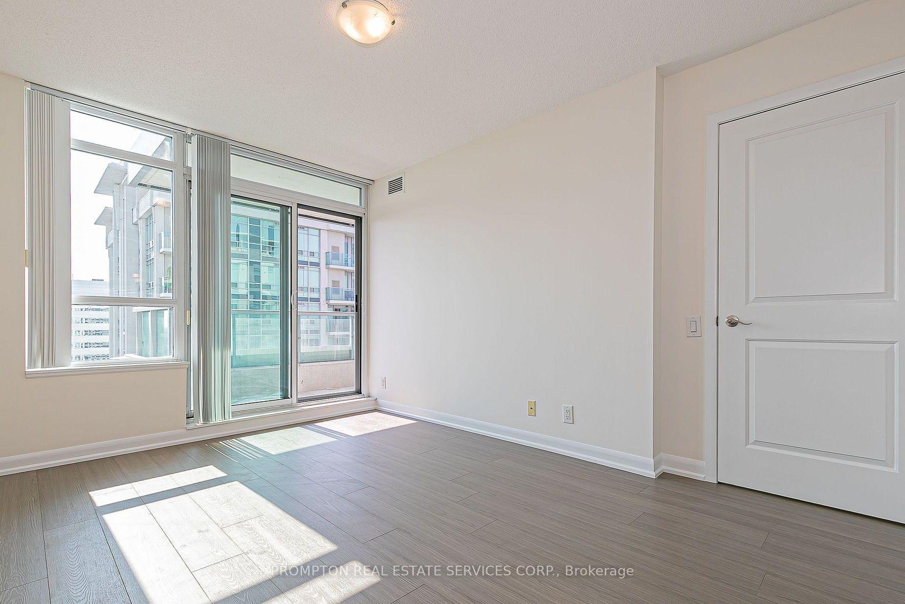 Photo 13 of Unit 2302, 17 Anndale Drive, North York, Willowdale East — HOMEH