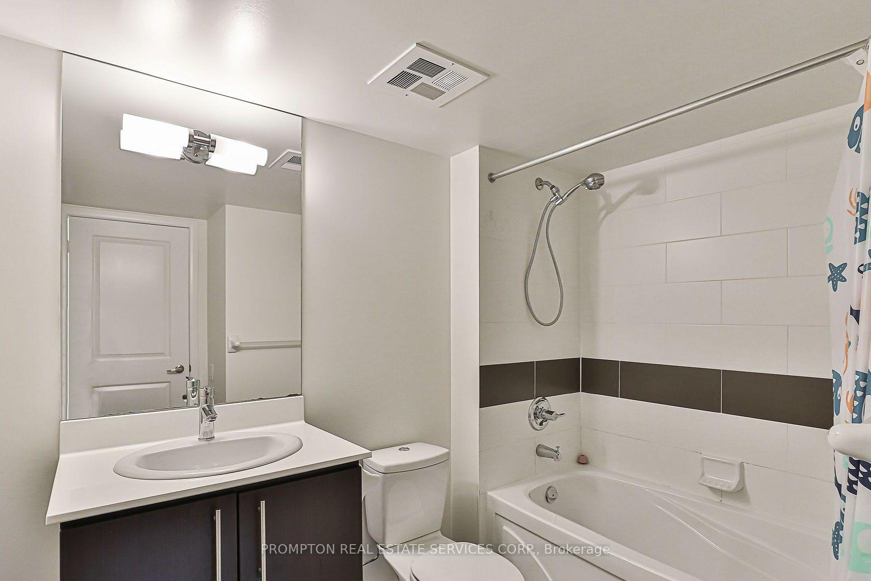 Photo 17 of Unit 2302, 17 Anndale Drive, North York, Willowdale East — HOMEH