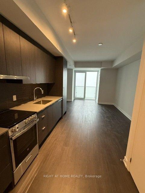 Photo 4 of Unit 3205, 430 Square One Drive, Mississauga, City Centre — HOMEH