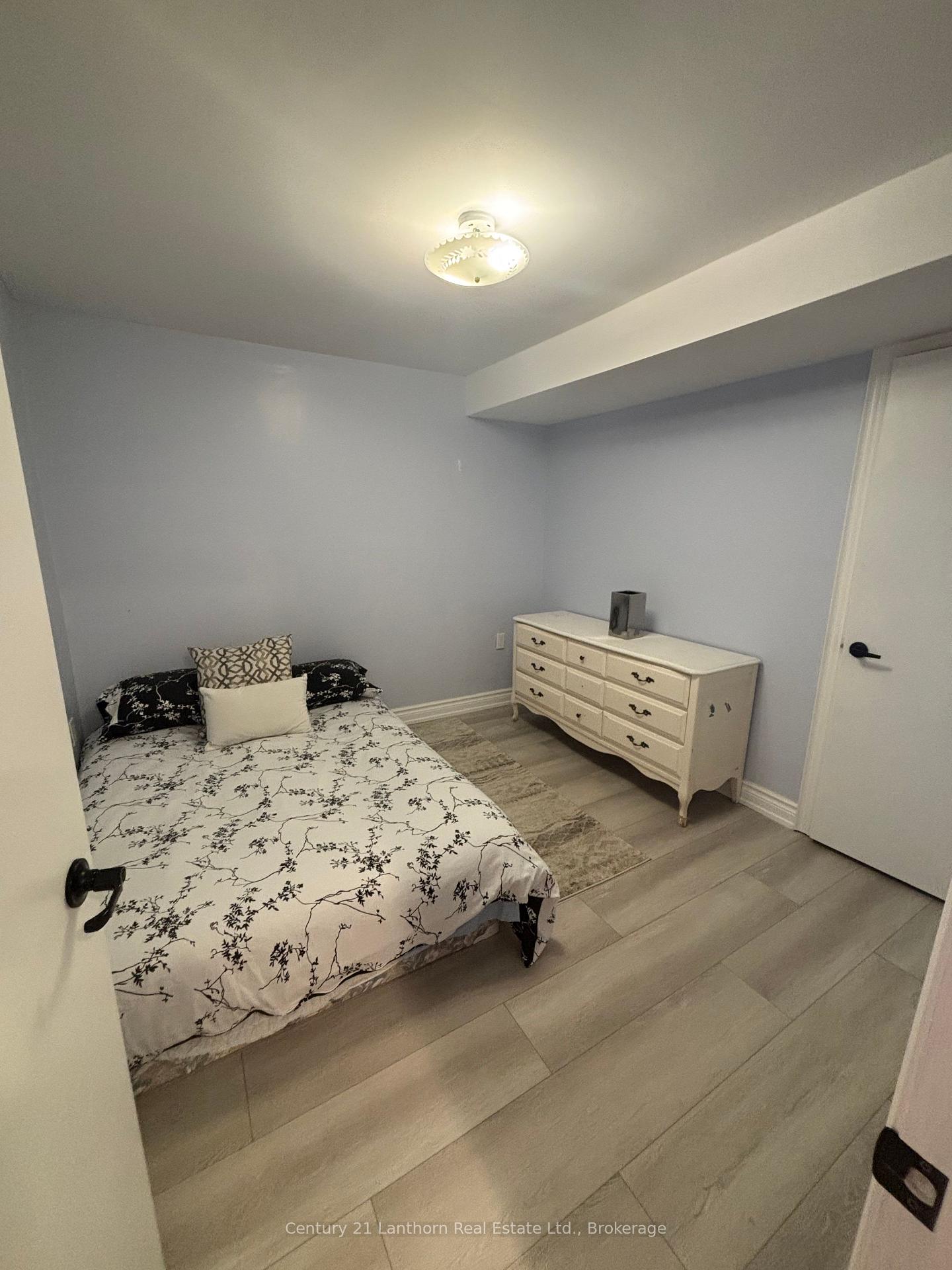 Photo 5 of Unit Lower Unit, 3 Solmes Street, Prince Edward County, Sophiasburg Ward — HOMEH