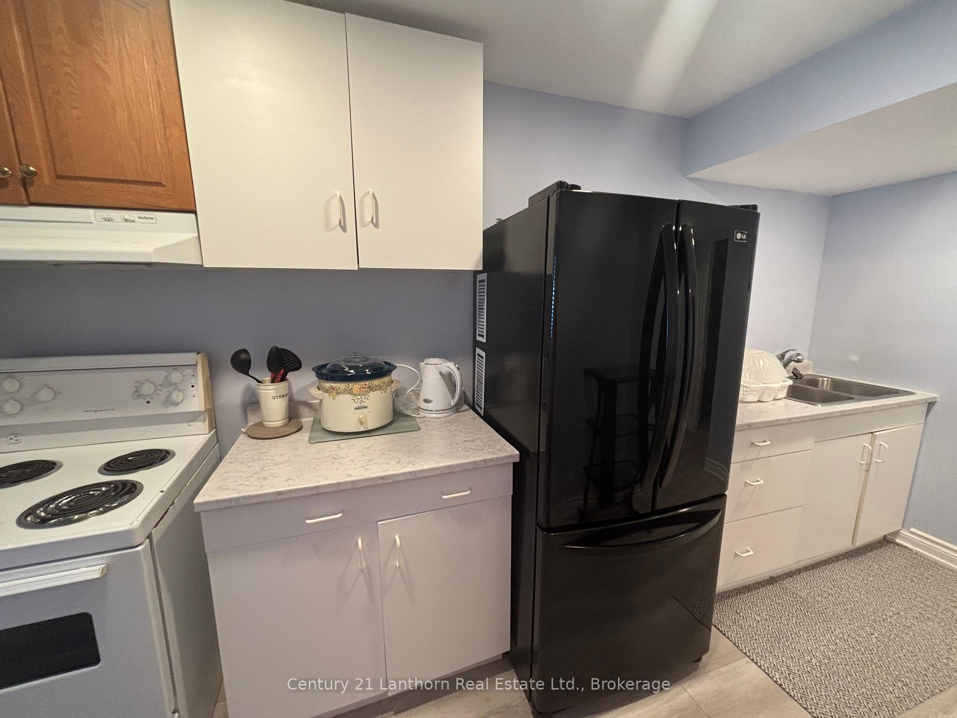 Photo 7 of Unit Lower Unit, 3 Solmes Street, Prince Edward County, Sophiasburg Ward — HOMEH