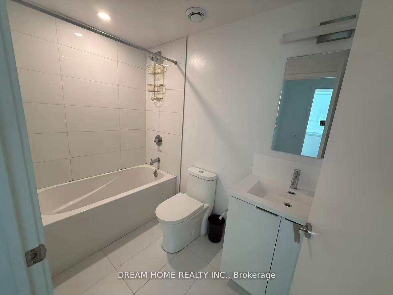 Photo 4 of Unit 702, 238 simcoe Street, Toronto, Kensington-Chinatown — HOMEH