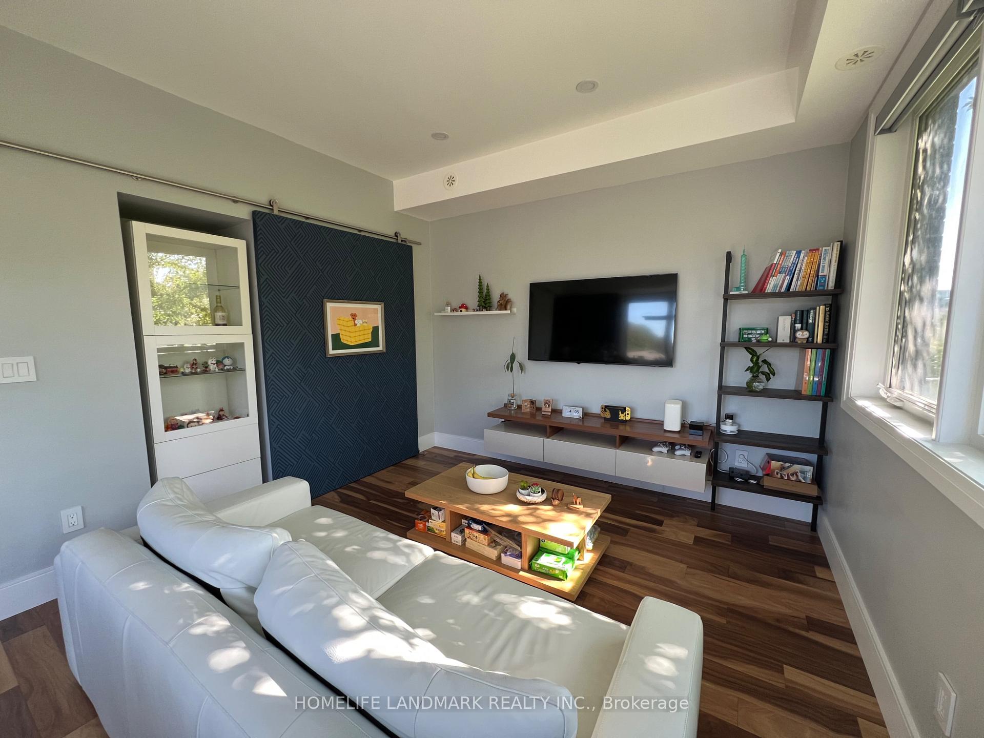 Photo 3 of Unit TH03, 780 Sheppard Avenue E, North York, Bayview Village — HOMEH