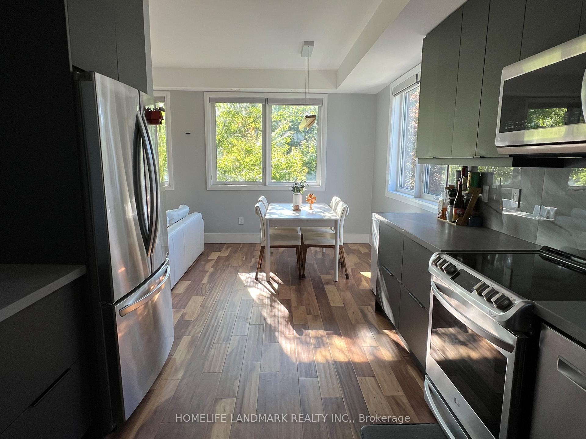 Photo 7 of Unit TH03, 780 Sheppard Avenue E, North York, Bayview Village — HOMEH