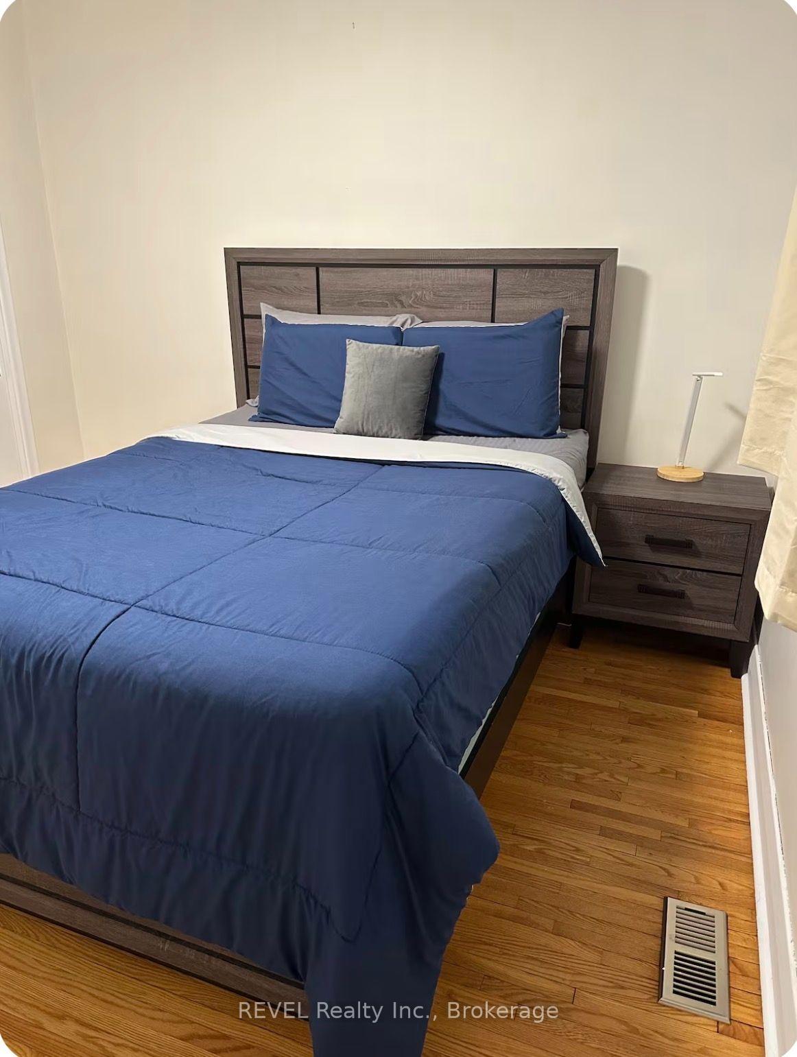 Photo 4 of Unit Main, 6042 Stevens Street, Niagara Falls, Cherrywood — HOMEH