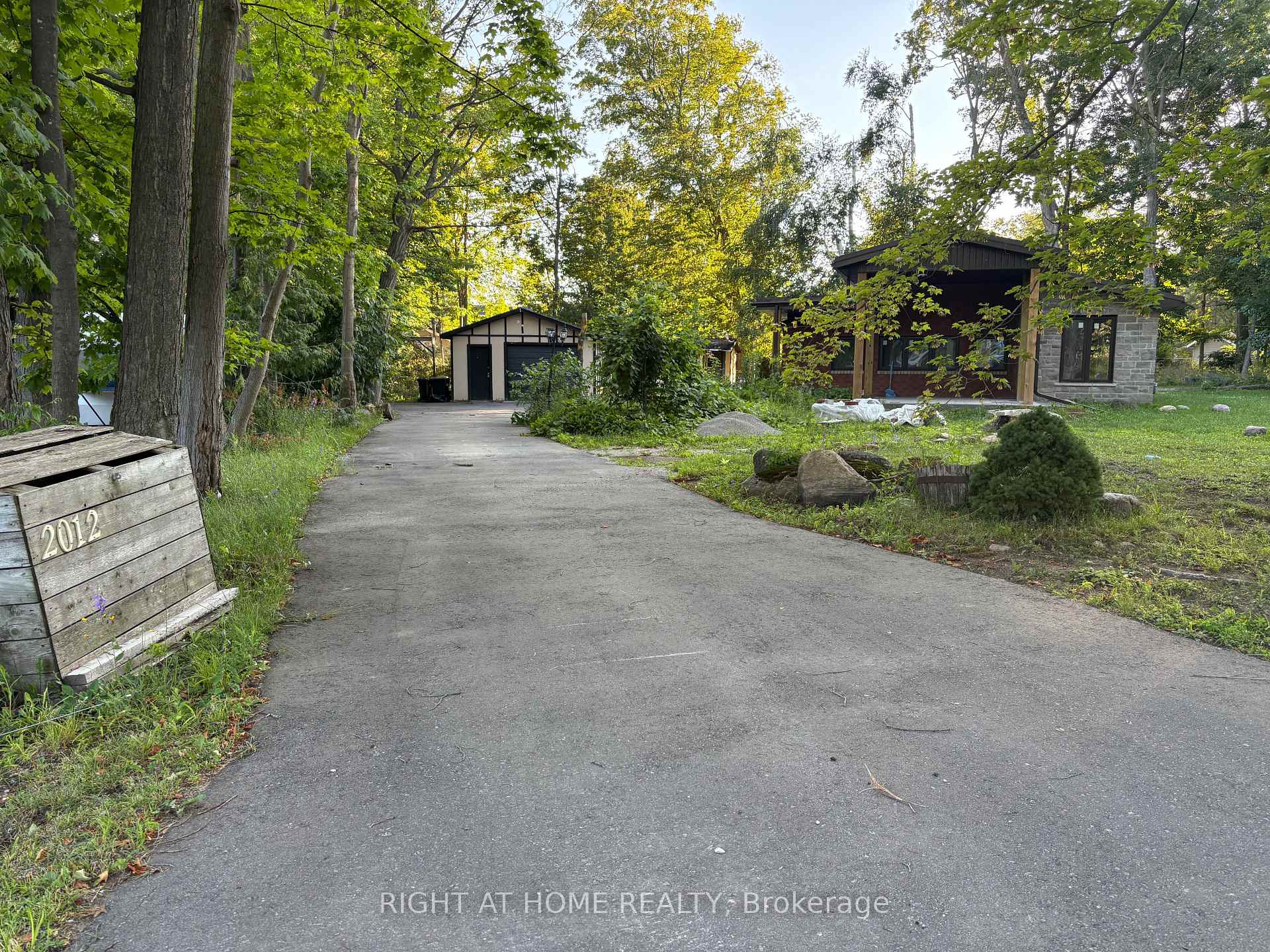 Photo of 2012 Inglewood Drive