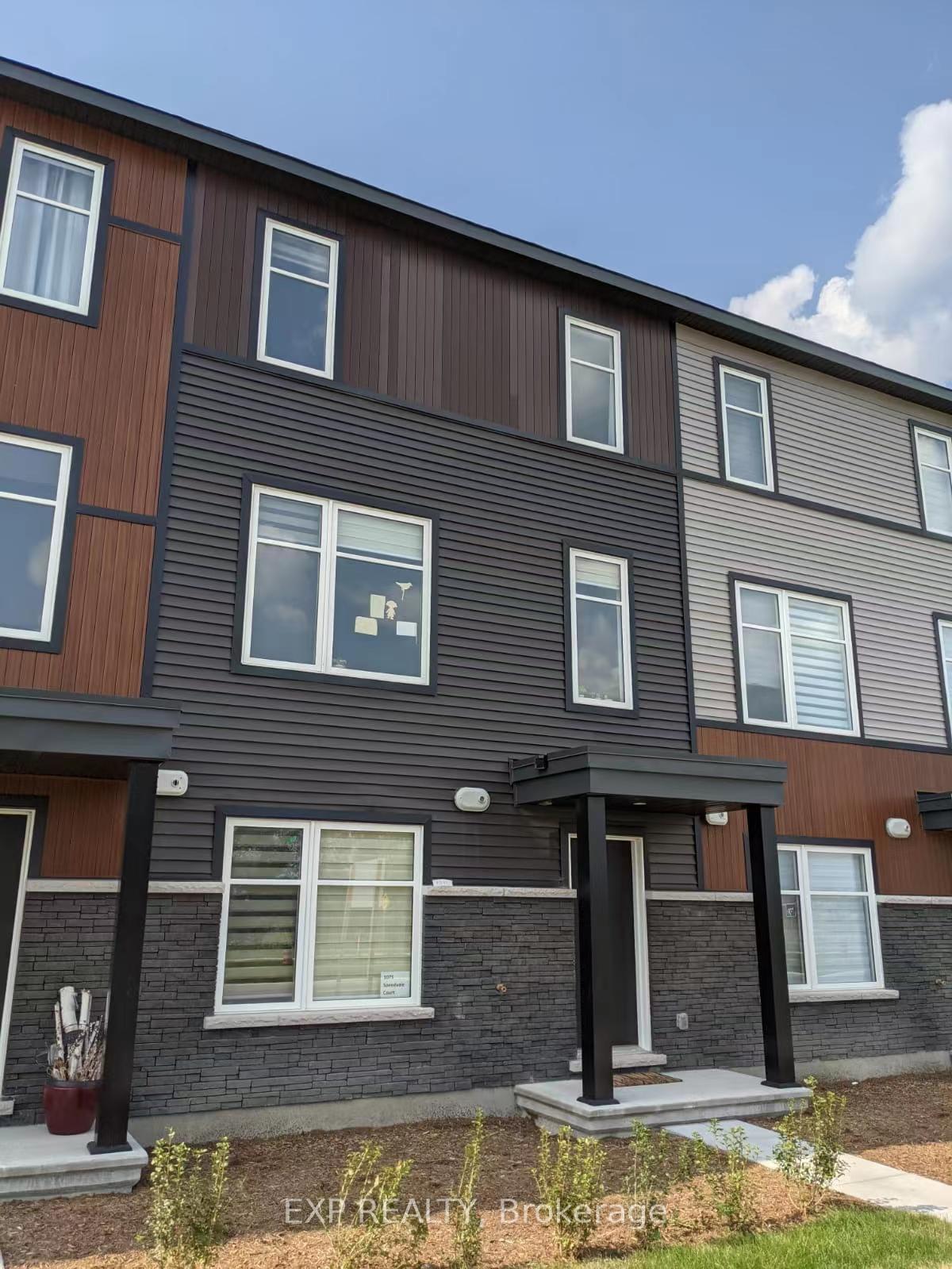 Photo 1 of 1075 Speedvale Court, Ottawa, Kanata - Kanata Lakes/Heritage Hills — HOMEH