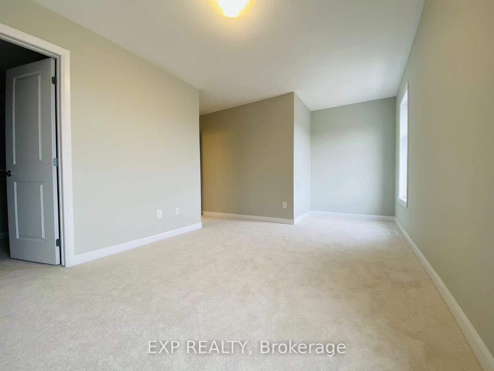 Photo 16 of 1075 Speedvale Court, Ottawa, Kanata - Kanata Lakes/Heritage Hills — HOMEH