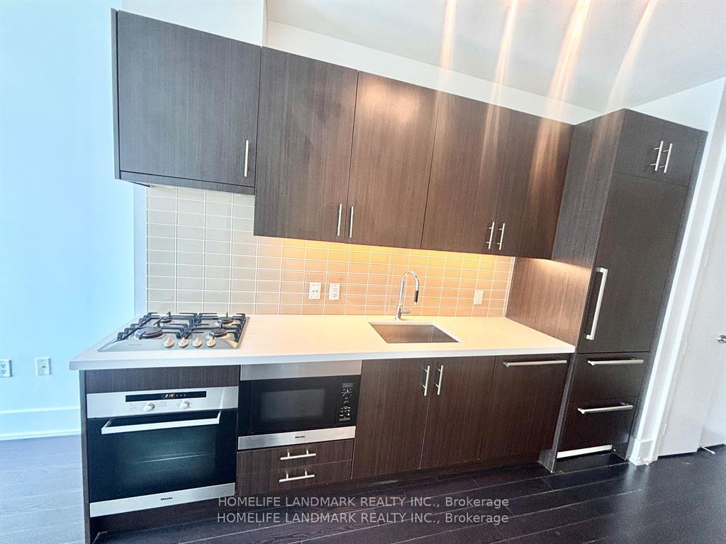 Photo 6 of Unit 1029, 39 Queens Quay E, Toronto, Waterfront Communities — HOMEH