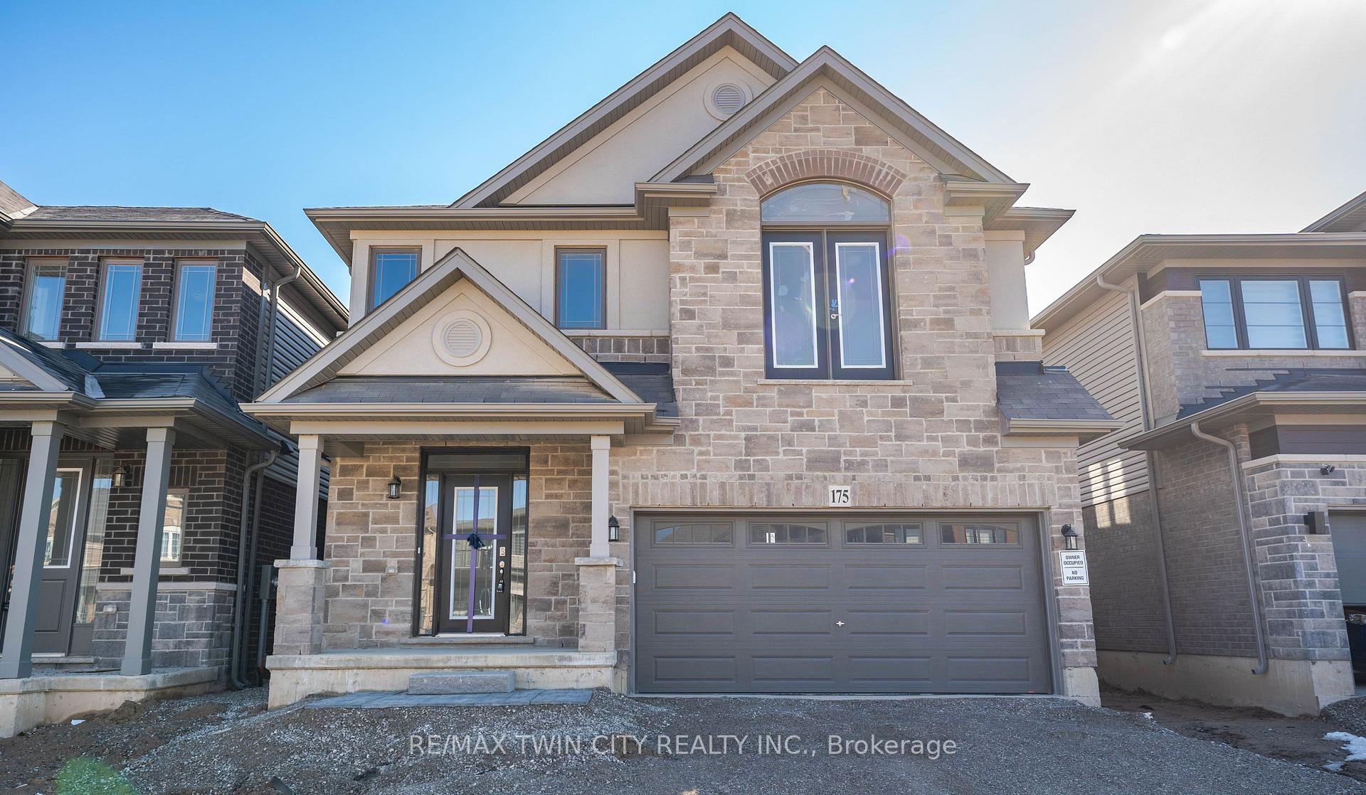 Photo 3 of 175 Longboat Run W, Brantford, Empire South — HOMEH