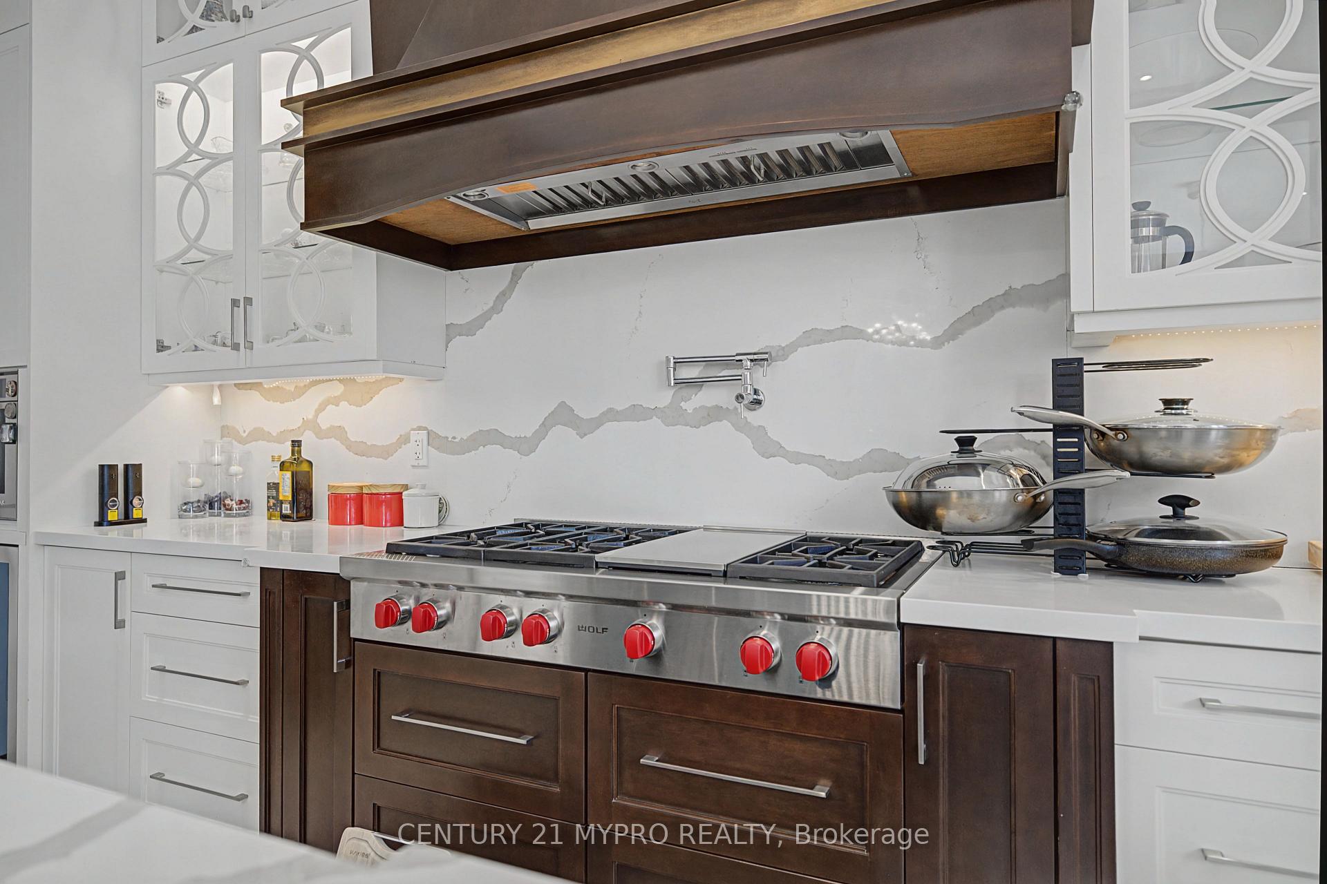 Photo 17 of 20 Uplands Avenue, Vaughan, Uplands — HOMEH