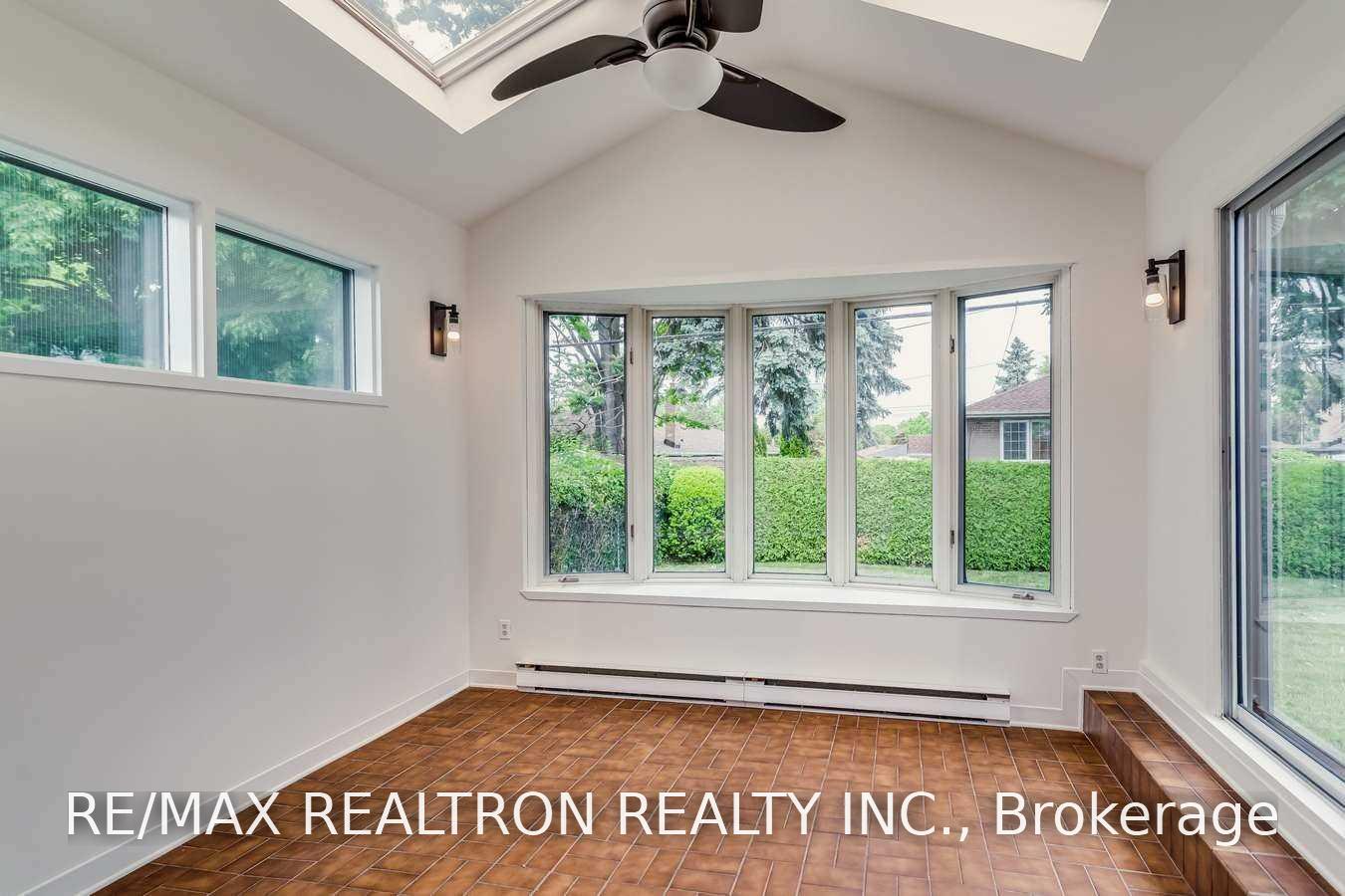 Photo 12 of Unit (Main Floor), 100 Meldazy Drive, Scarborough, Bendale — HOMEH