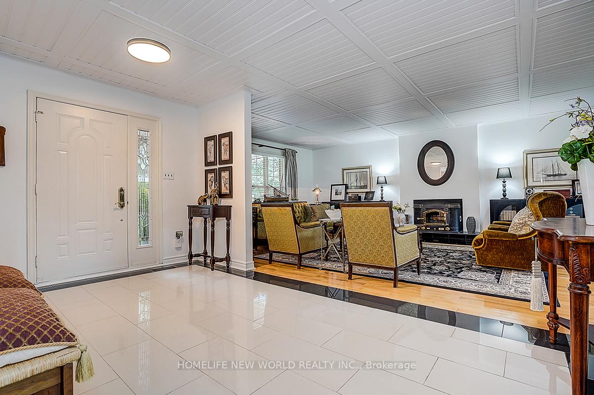 Photo 12 of 38 Audubon Way, Georgina, Baldwin — HOMEH