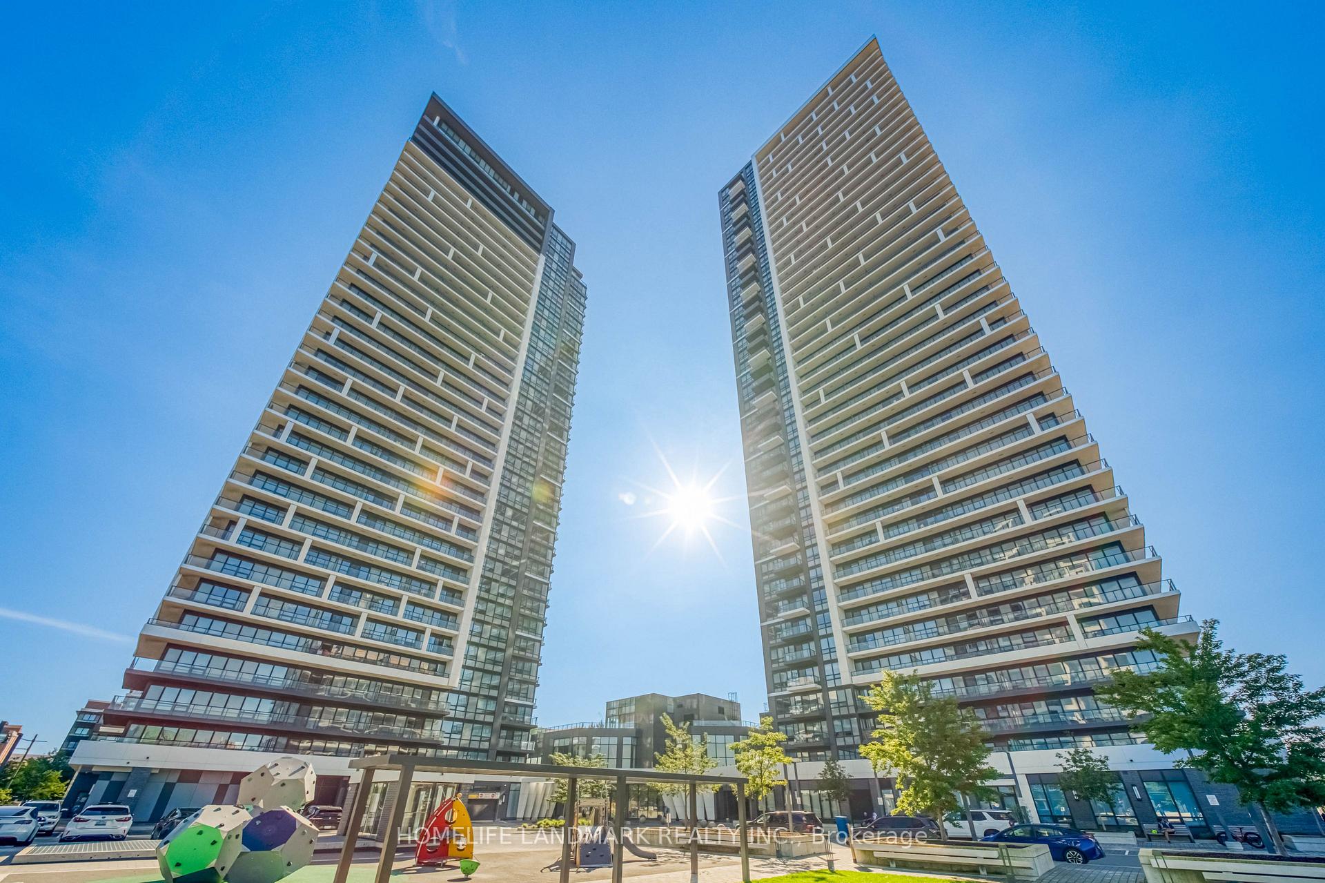 Photo 2 of Unit 308, 8 Water Walk Drive, Markham, Unionville — HOMEH