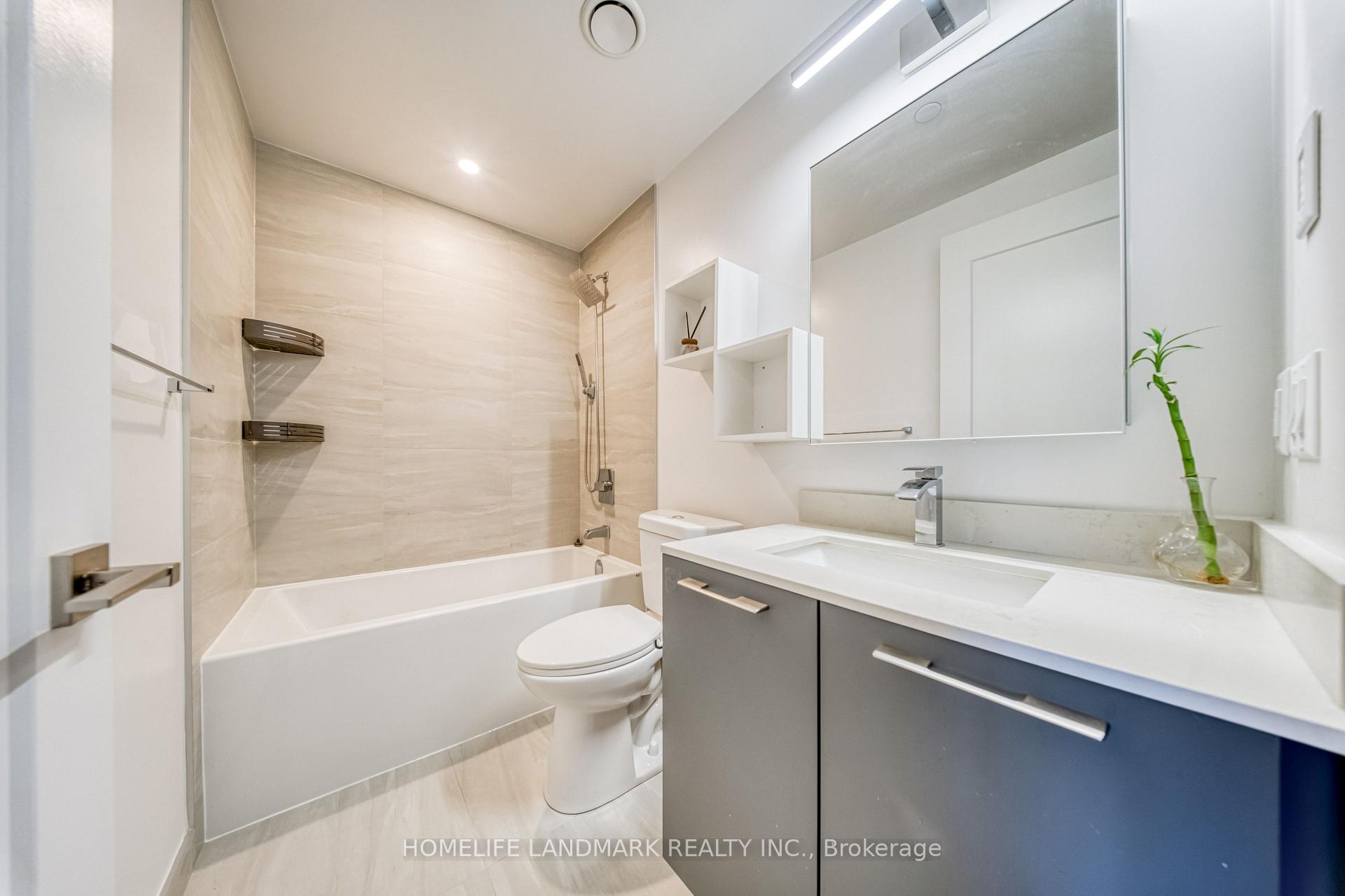 Photo 5 of Unit 308, 8 Water Walk Drive, Markham, Unionville — HOMEH
