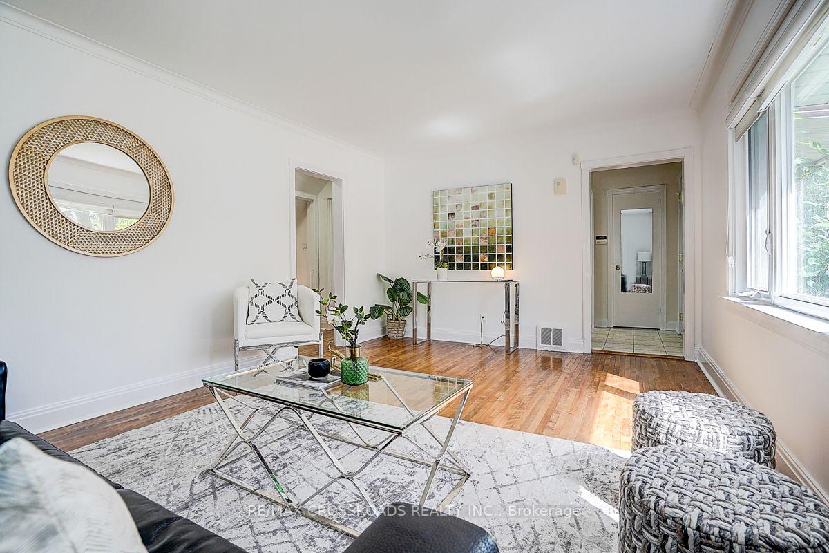 Photo 8 of 128 Leacrest Road, Toronto, Leaside — HOMEH