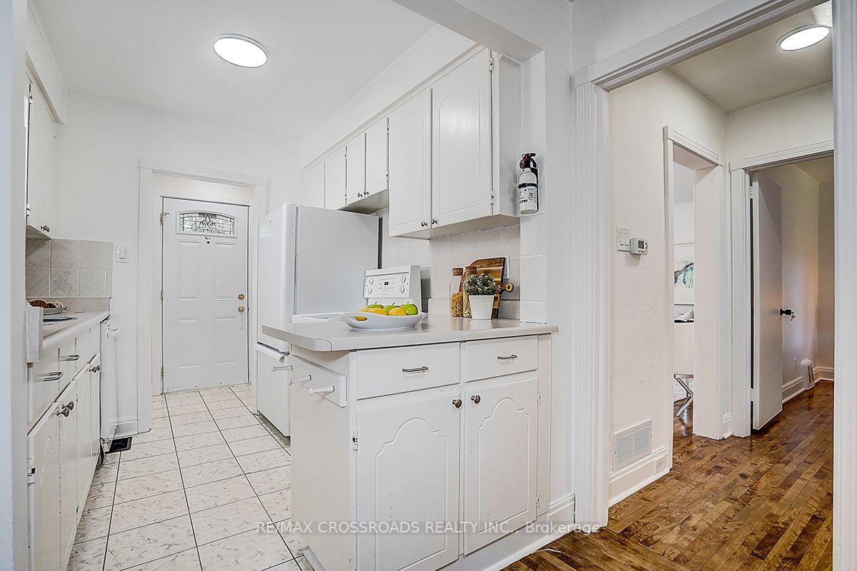 Photo 13 of 128 Leacrest Road, Toronto, Leaside — HOMEH