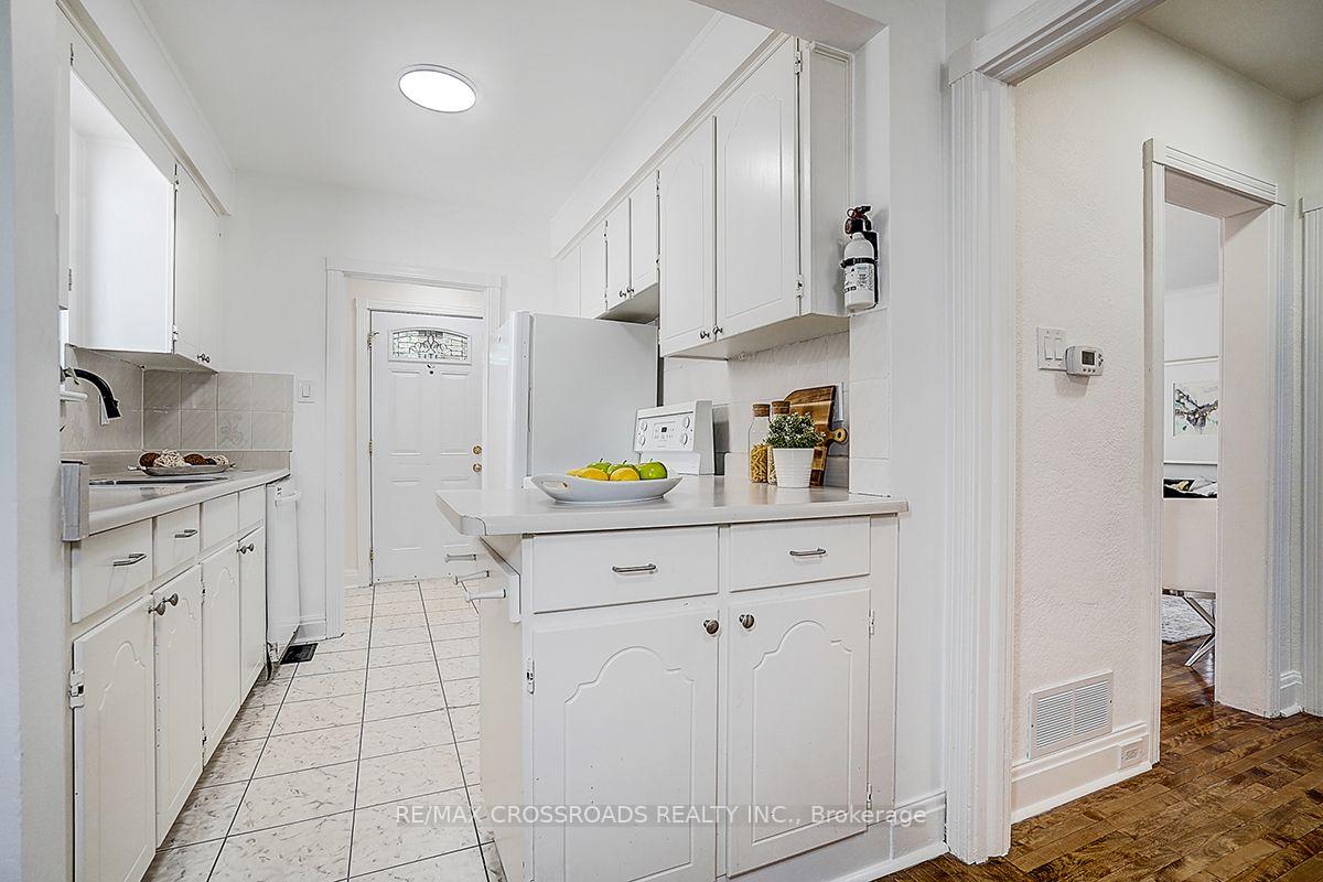 Photo 14 of 128 Leacrest Road, Toronto, Leaside — HOMEH