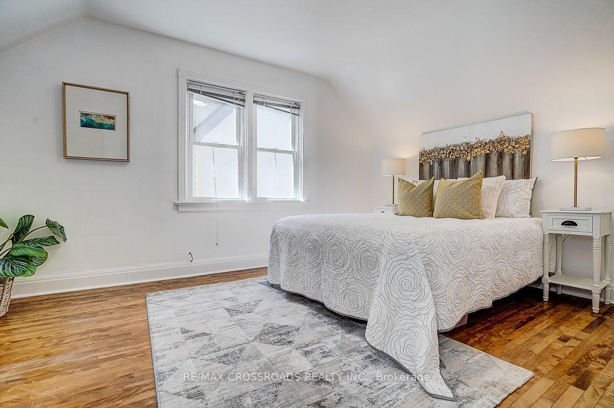 Photo 31 of 128 Leacrest Road, Toronto, Leaside — HOMEH