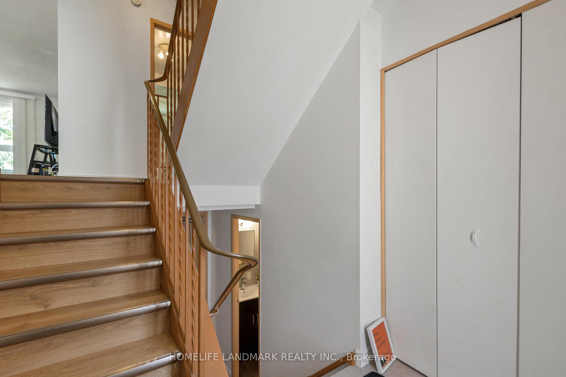 Photo 4 of Unit 2, 427 Keats Way, Waterloo, Beechwood West — HOMEH