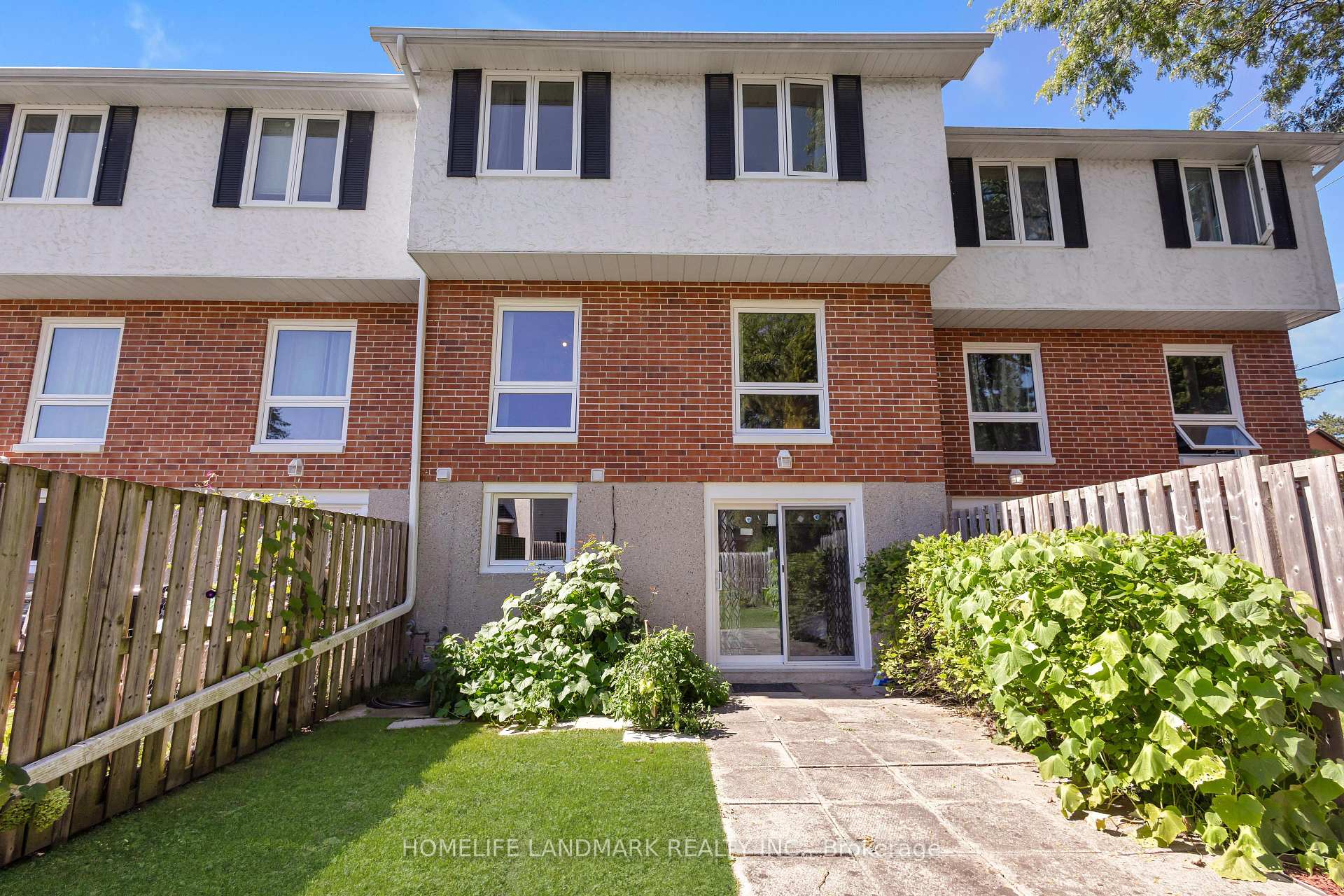Photo 26 of Unit 2, 427 Keats Way, Waterloo, Beechwood West — HOMEH