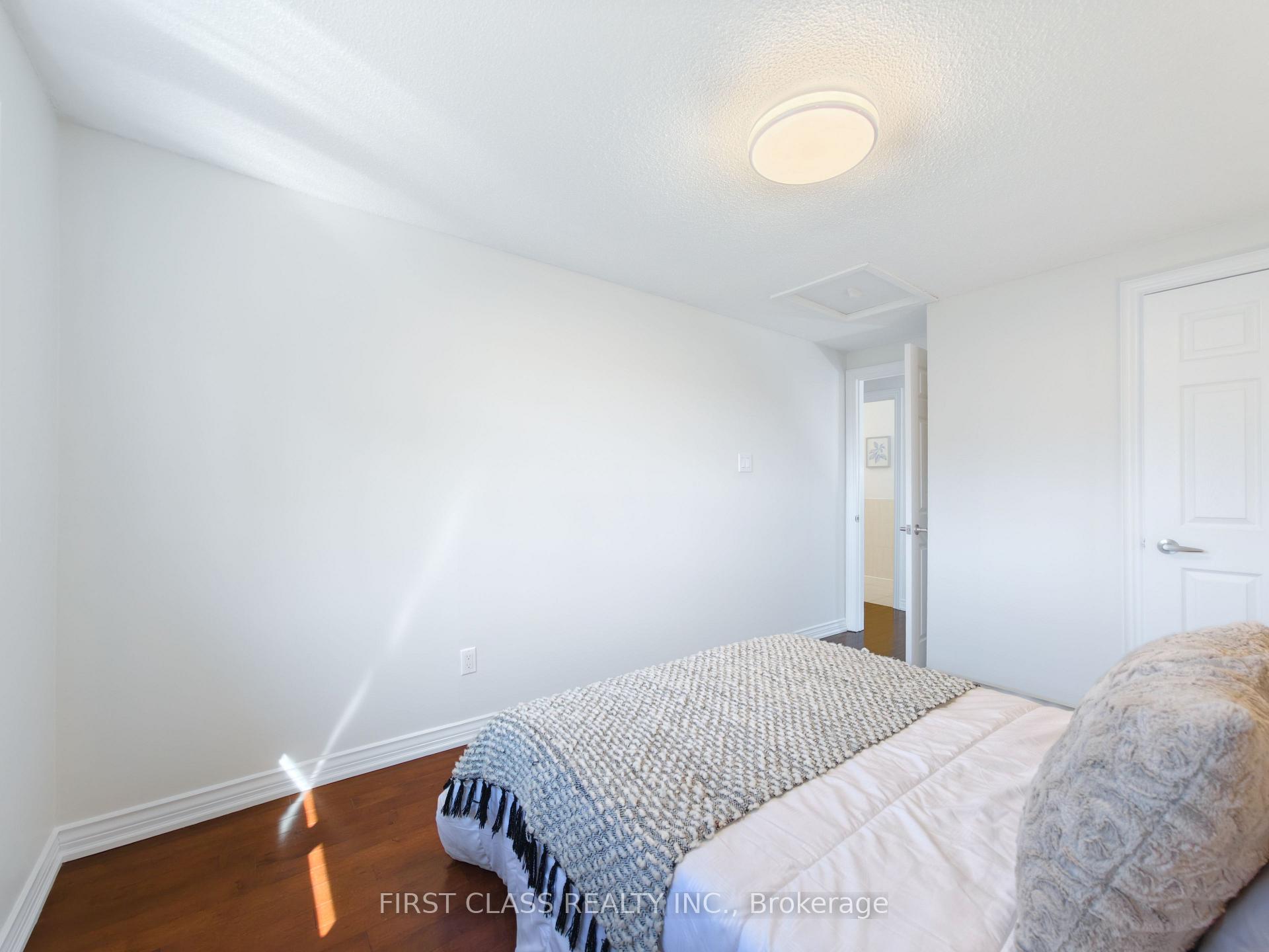 Photo 16 of 62 Muirlands Drive, Scarborough, Milliken — HOMEH