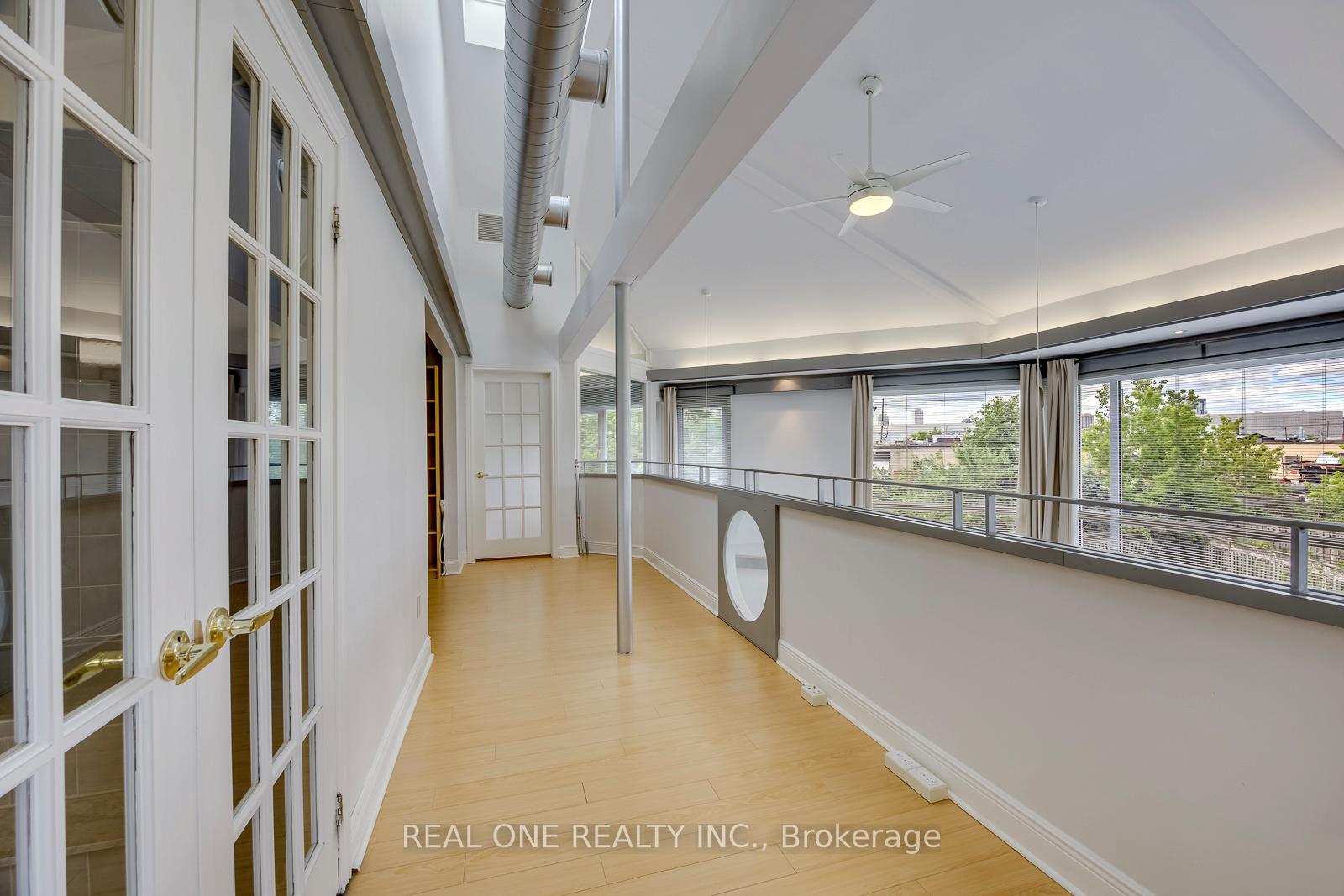 Photo 34 of 71 Stock Avenue, Etobicoke, Islington-City Centre West — HOMEH