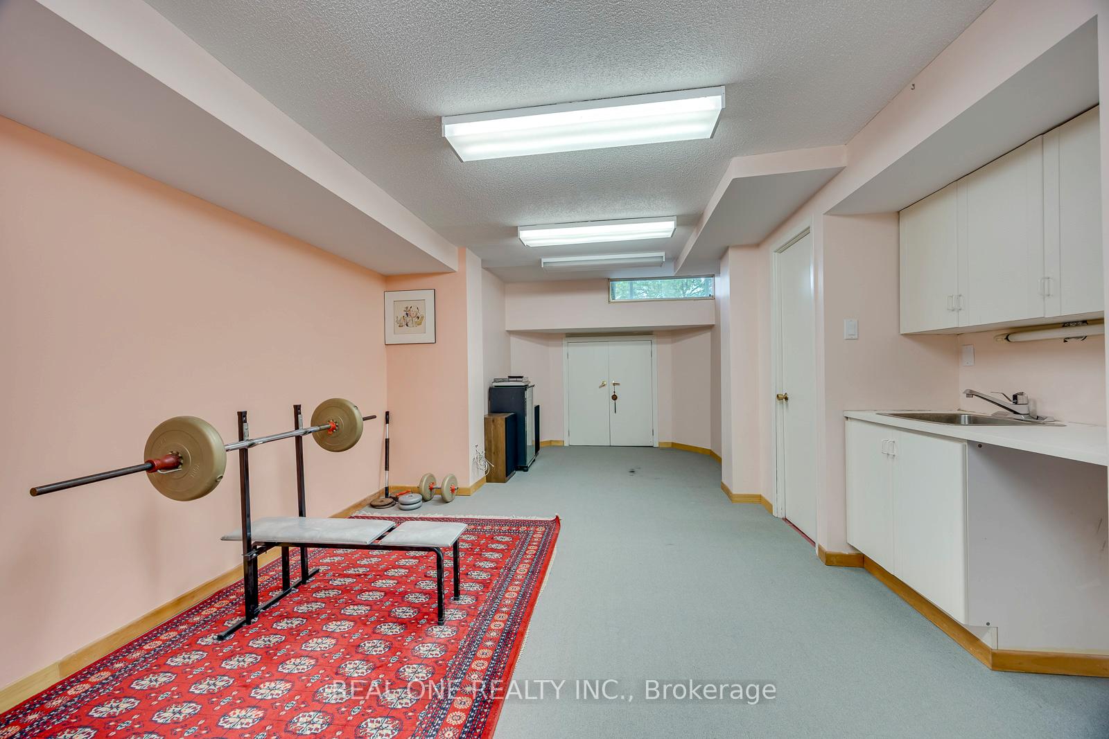 Photo 39 of 71 Stock Avenue, Etobicoke, Islington-City Centre West — HOMEH