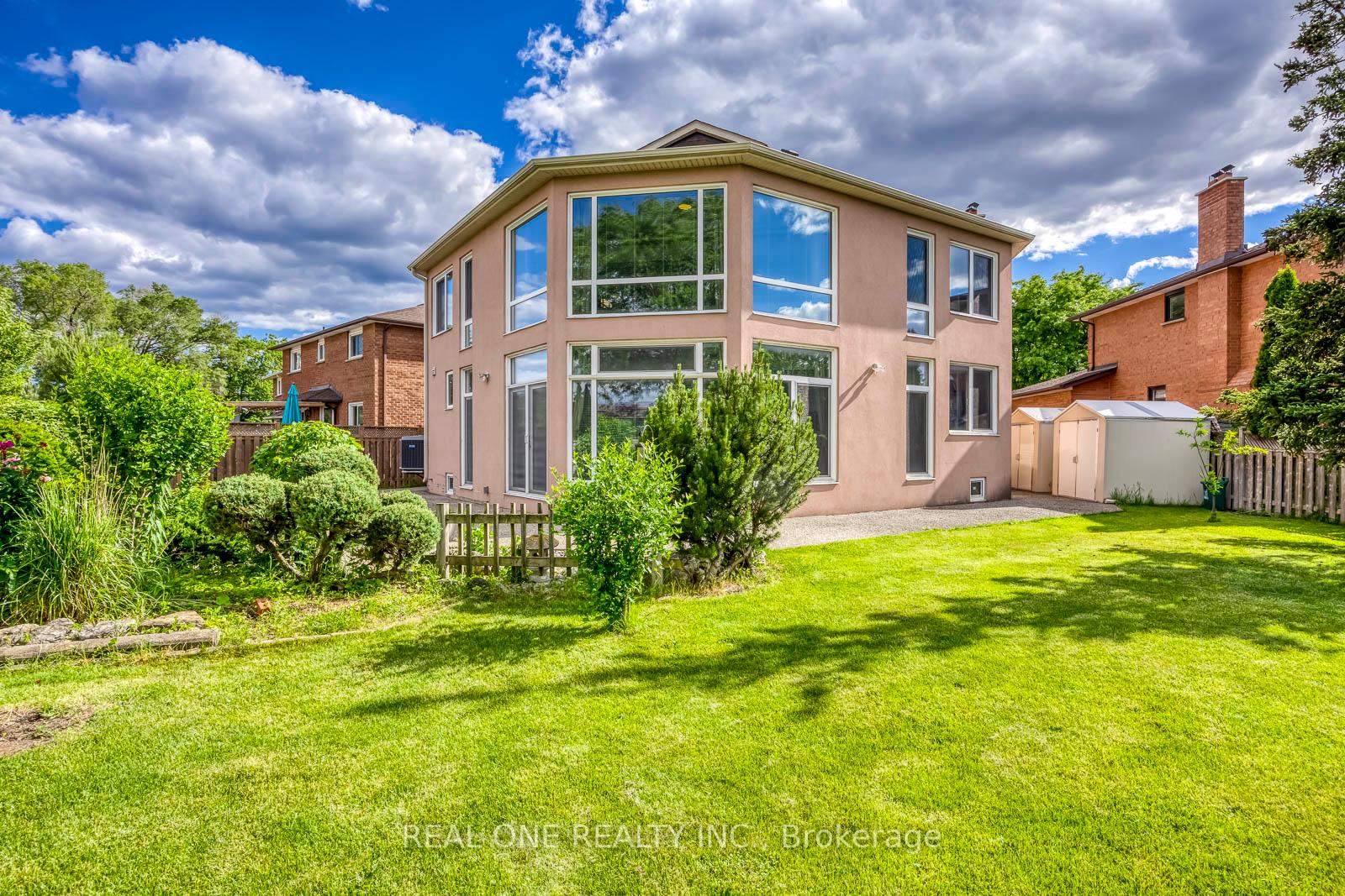 Photo 50 of 71 Stock Avenue, Etobicoke, Islington-City Centre West — HOMEH