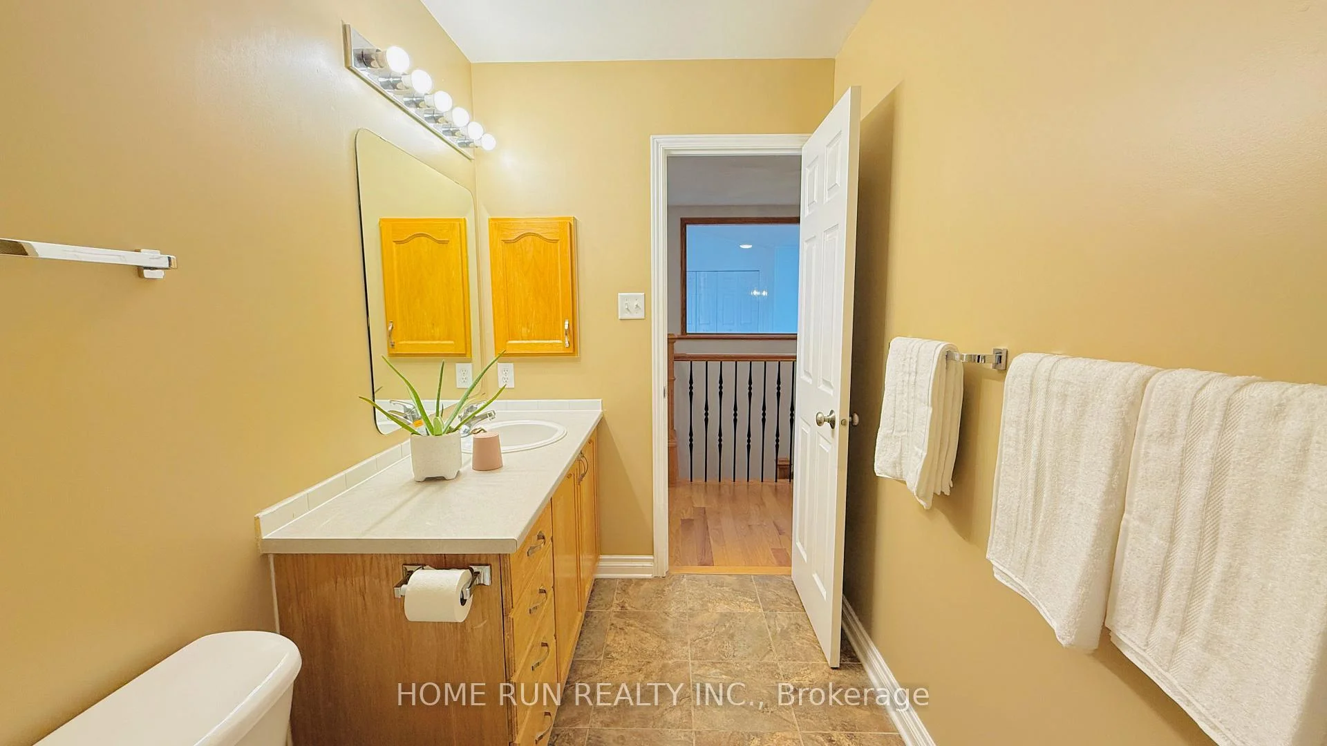 Photo 20 of 41 Brechin Crescent, Ottawa, Kanata - Morgan's Grant/South March — HOMEH