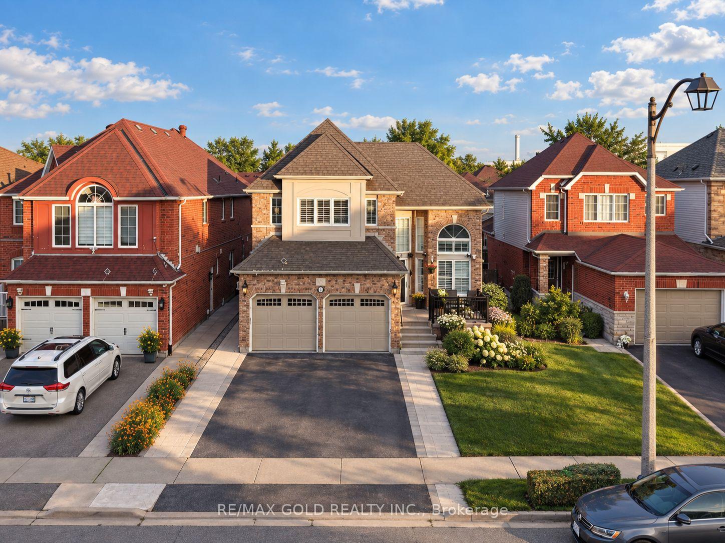 Photo 1 of 9 Squirreltail Way, Brampton, Sandringham-Wellington — HOMEH