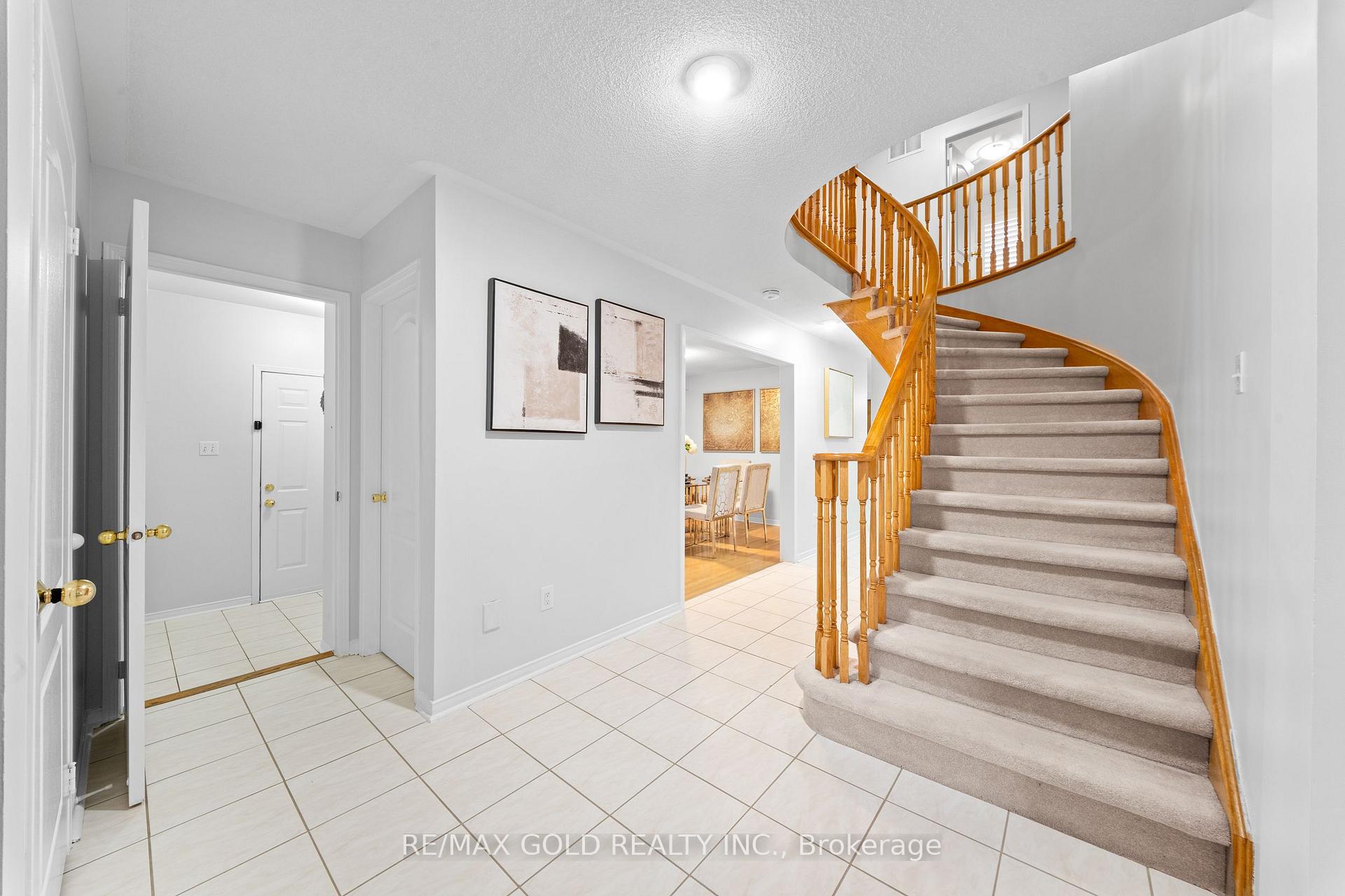 Photo 6 of 9 Squirreltail Way, Brampton, Sandringham-Wellington — HOMEH