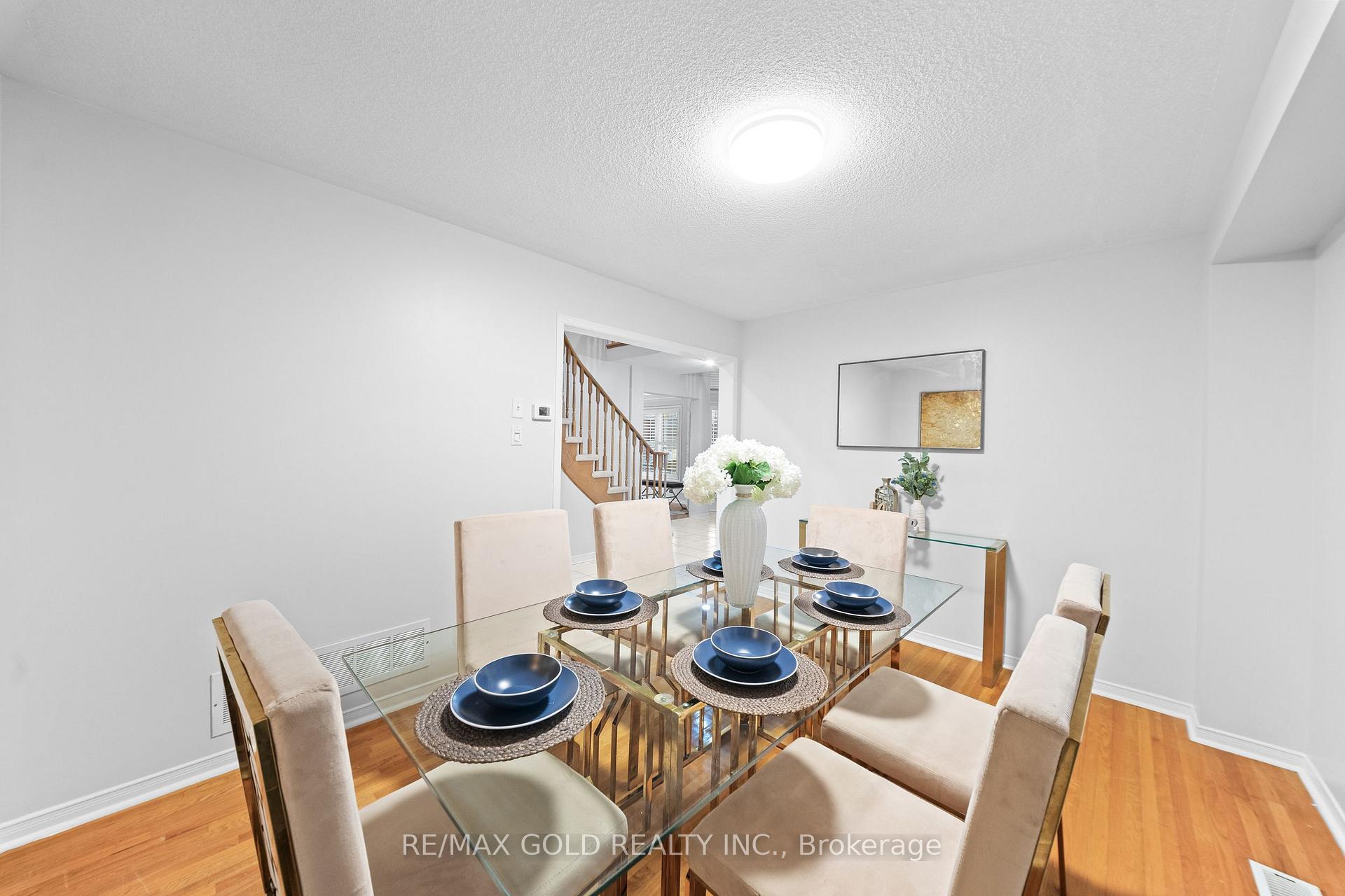 Photo 11 of 9 Squirreltail Way, Brampton, Sandringham-Wellington — HOMEH