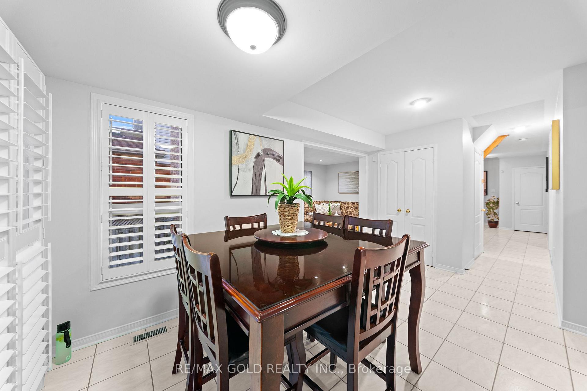 Photo 17 of 9 Squirreltail Way, Brampton, Sandringham-Wellington — HOMEH