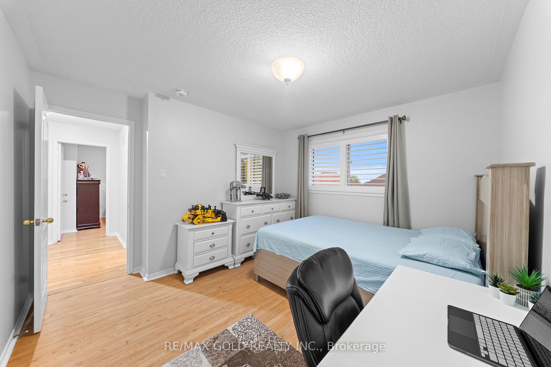 Photo 33 of 9 Squirreltail Way, Brampton, Sandringham-Wellington — HOMEH