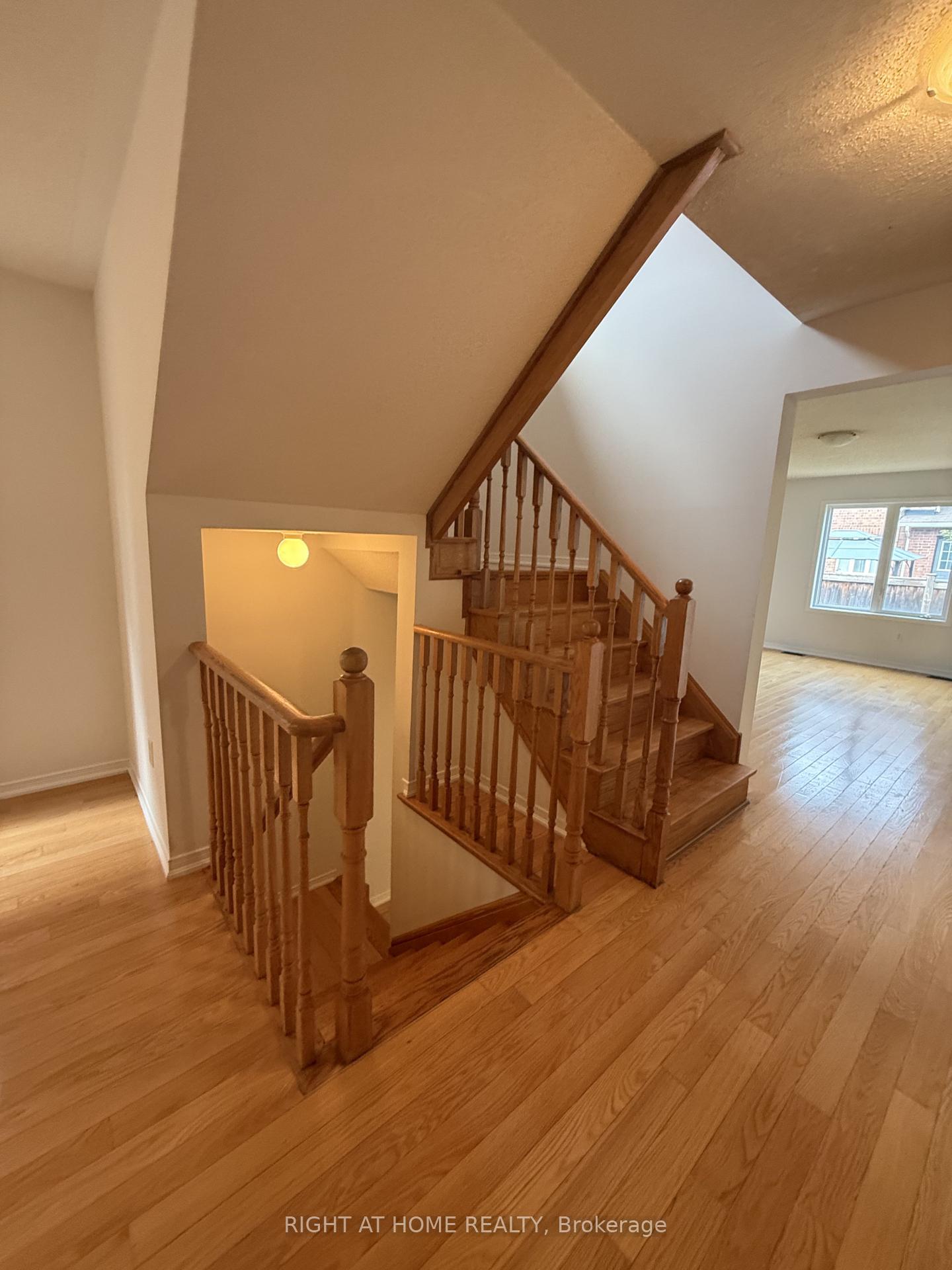 Photo 25 of 427 Chandler Crescent, Milton, Scott — HOMEH