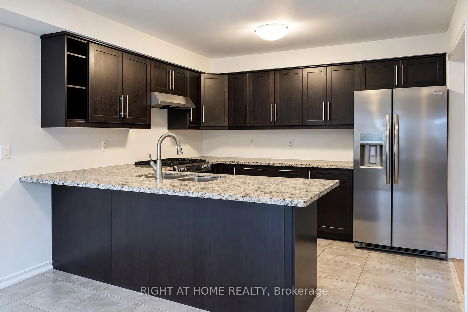 Photo 24 of 427 Chandler Crescent, Milton, Scott — HOMEH