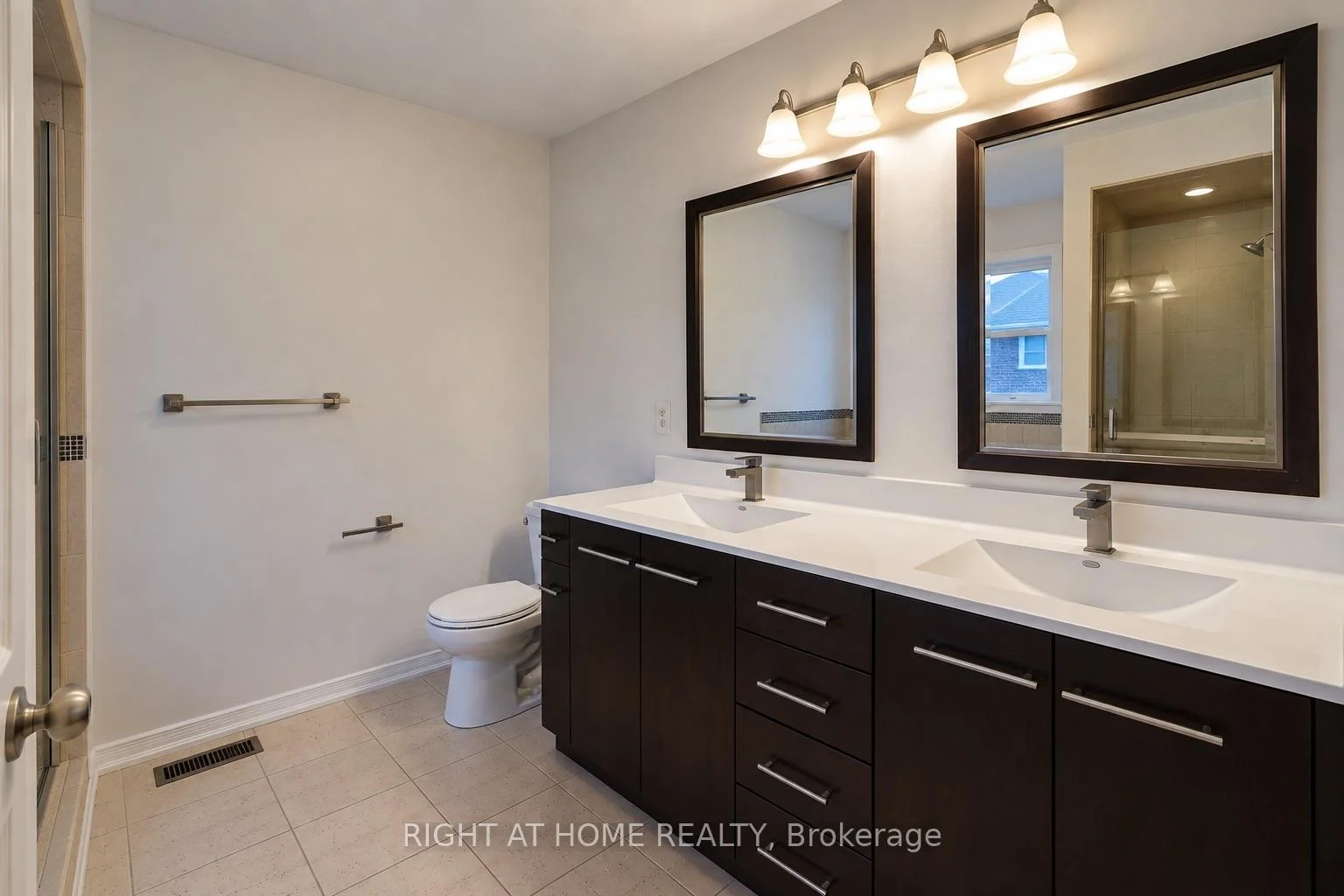 Photo 42 of 427 Chandler Crescent, Milton, Scott — HOMEH