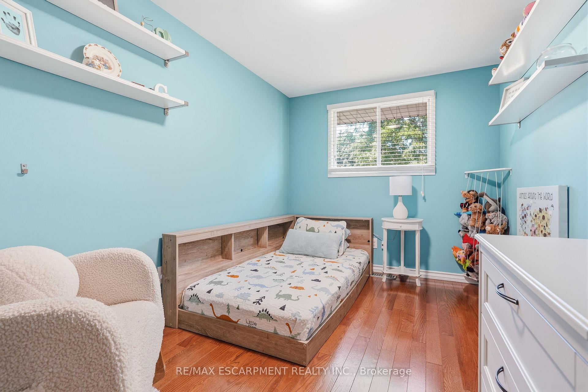 Photo 16 of 3 Glengrove Avenue, Grimsby, Grimsby Beach — HOMEH