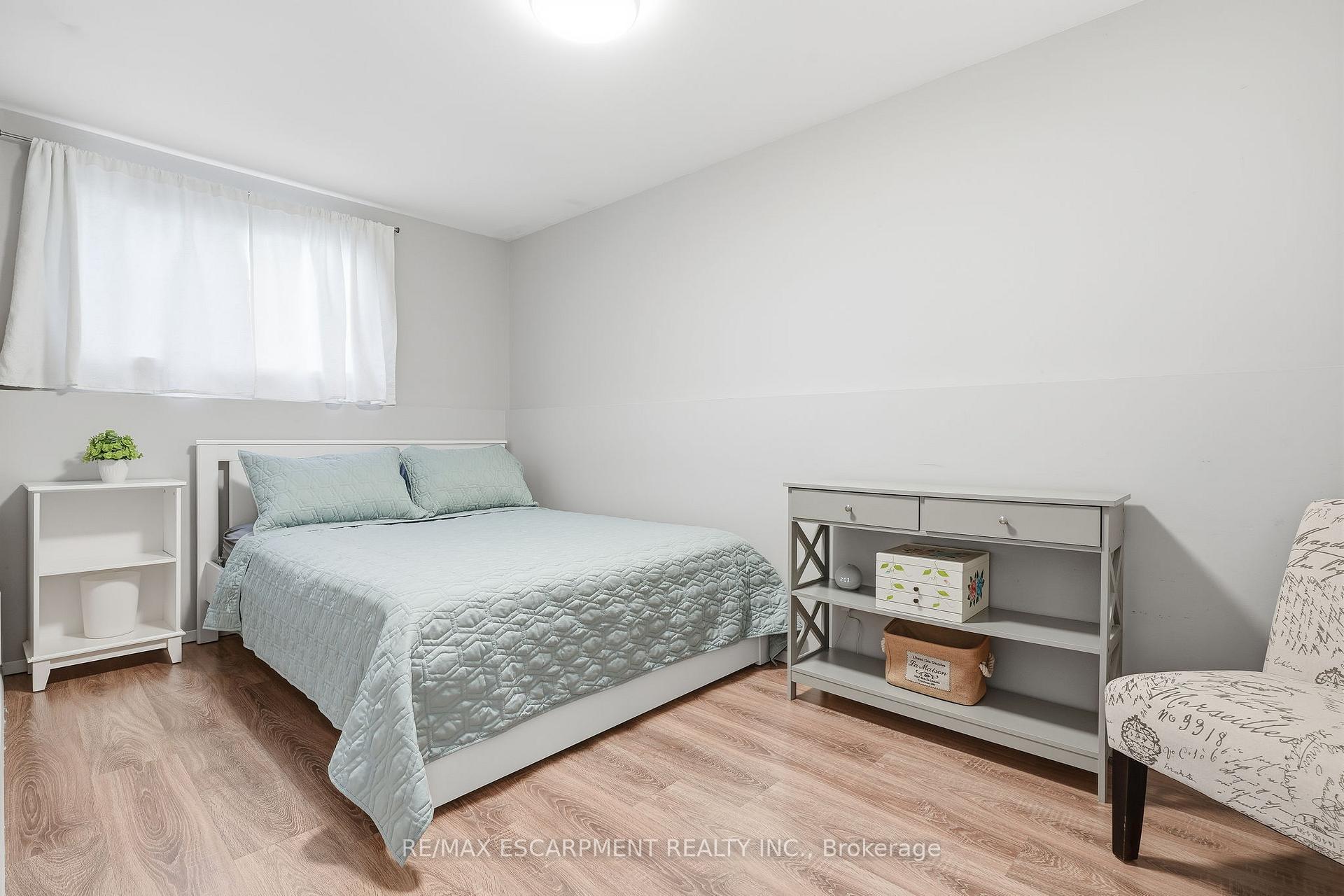 Photo 24 of 3 Glengrove Avenue, Grimsby, Grimsby Beach — HOMEH